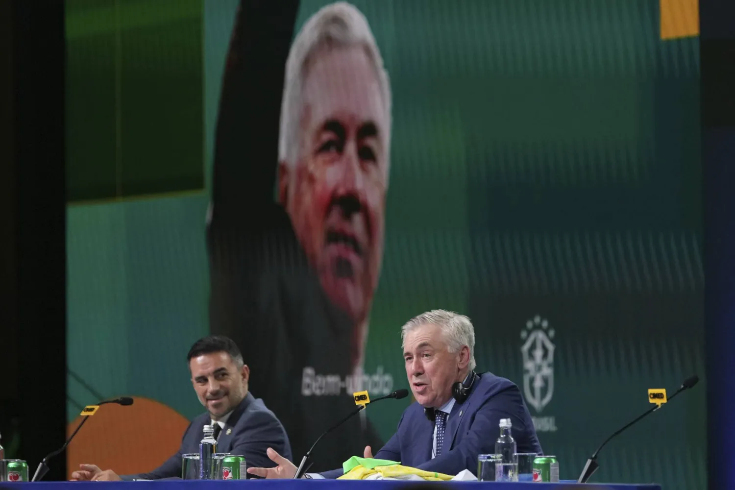 الإيطالي كارلو أنشيلوتي لدى إعلانه مدرباً للبرازيل (أ.ب)