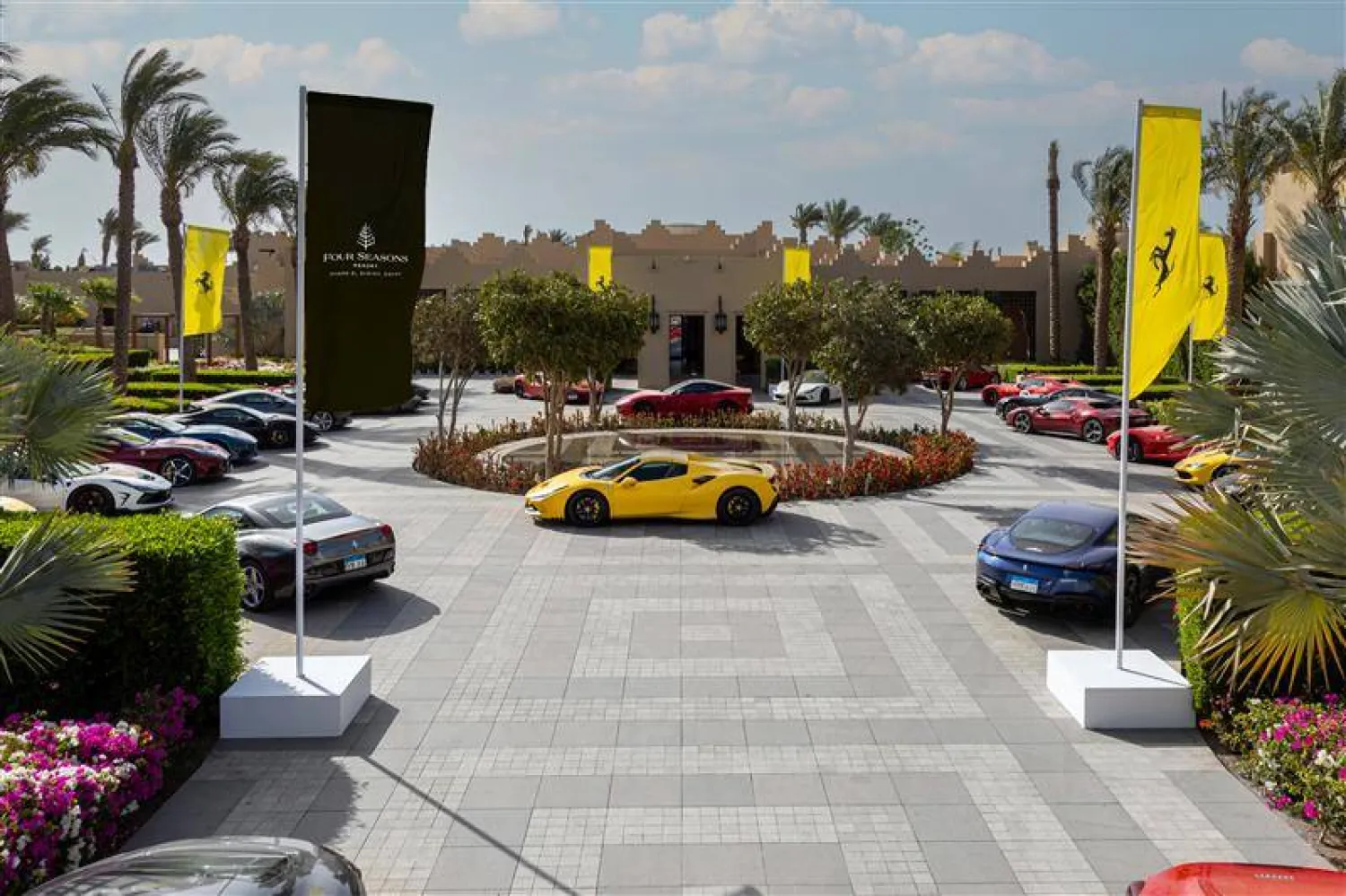 «فيراري» و«فورسيزونز شرم الشيخ» يقدمان تجربة المسار الأولى من نوعها في مصر لعشاق السرعة