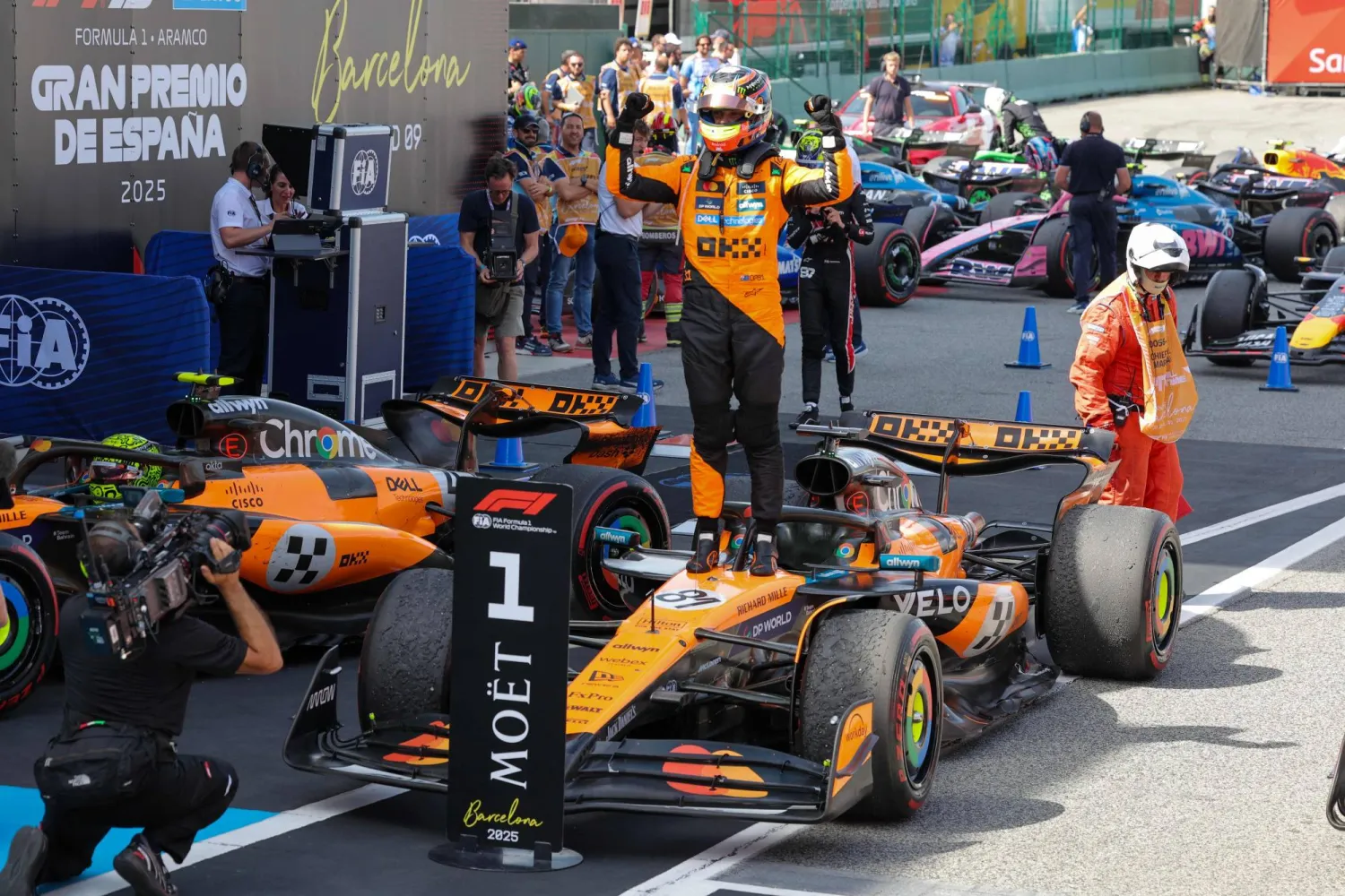 أوسكار بياستري عزز صدارته في الترتيب العام (أ.ف.ب) 