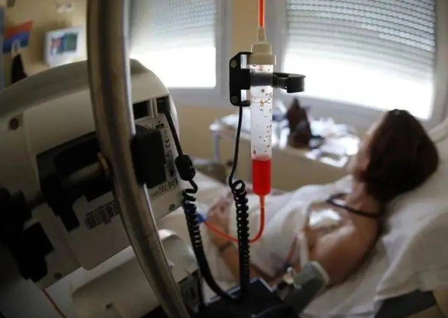 مريضة بسرطان الثدي (رويترز)