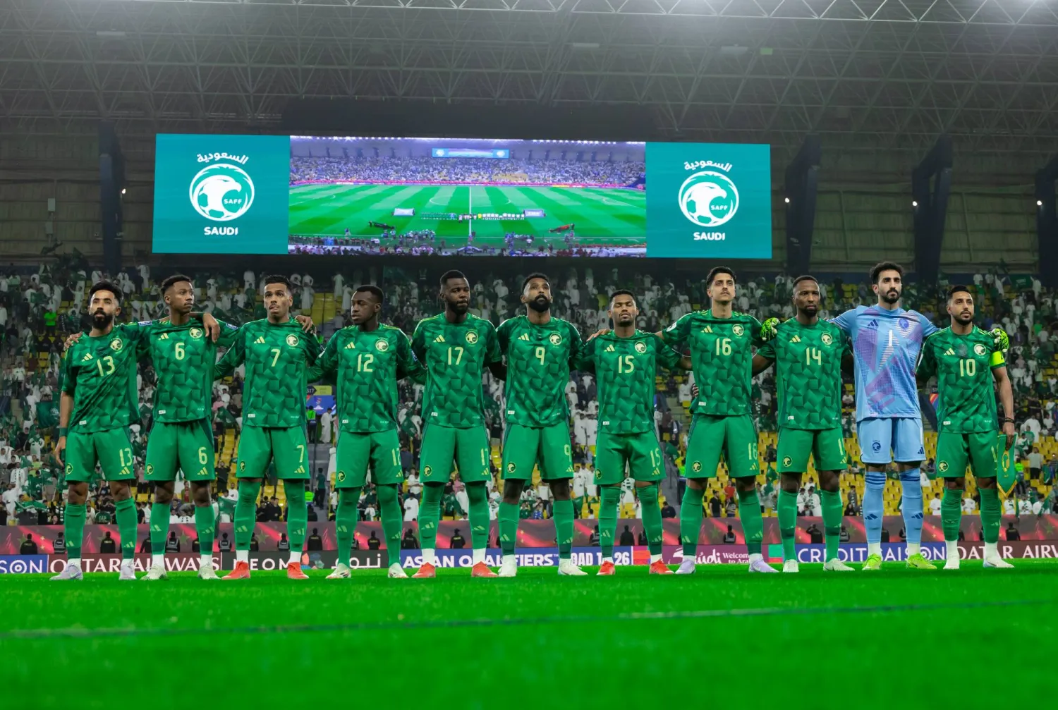 يترقب الأخضر السعودي نتيجة أستراليا واليابان حال انتصاره على البحرين (المنتخب السعودي) 
