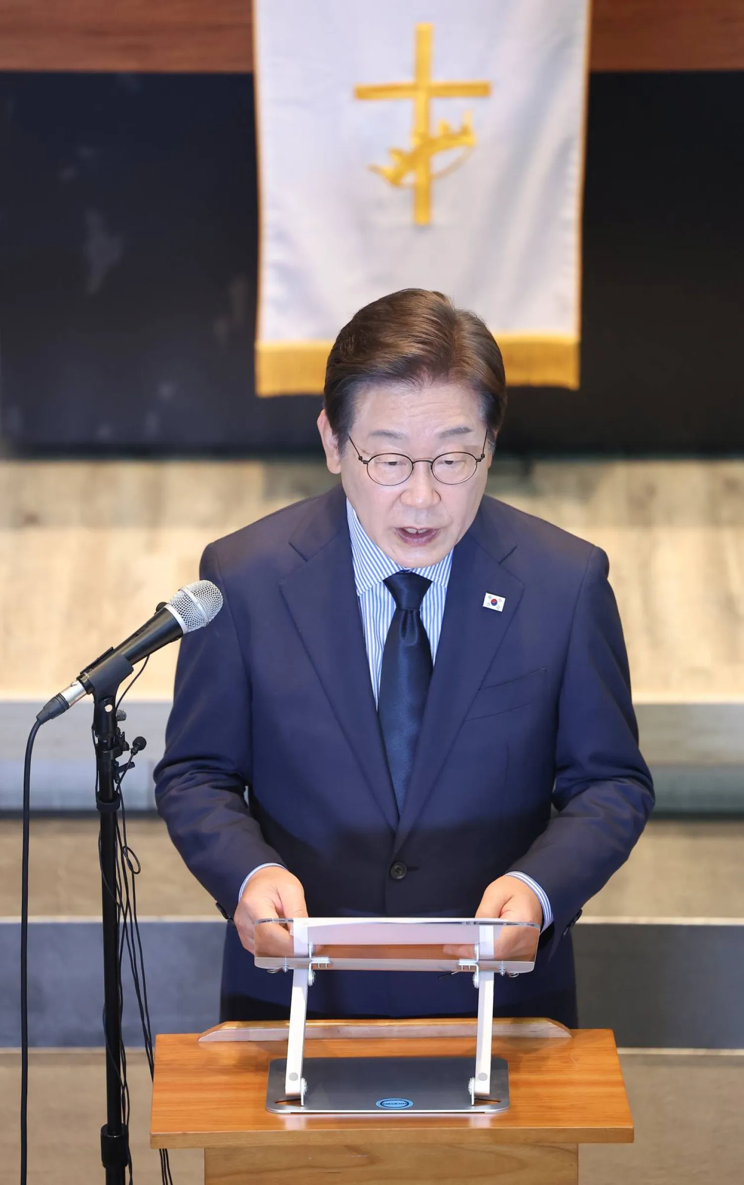 Lee Jae-myung, the candidate of the liberal Democratic Party, attends a press conference at a church in Seongnam, South Korea, 02 June 2025, to appeal to the public for support on the eve of the presidential election.  EPA/YONHAP SOUTH KOREA OUT
