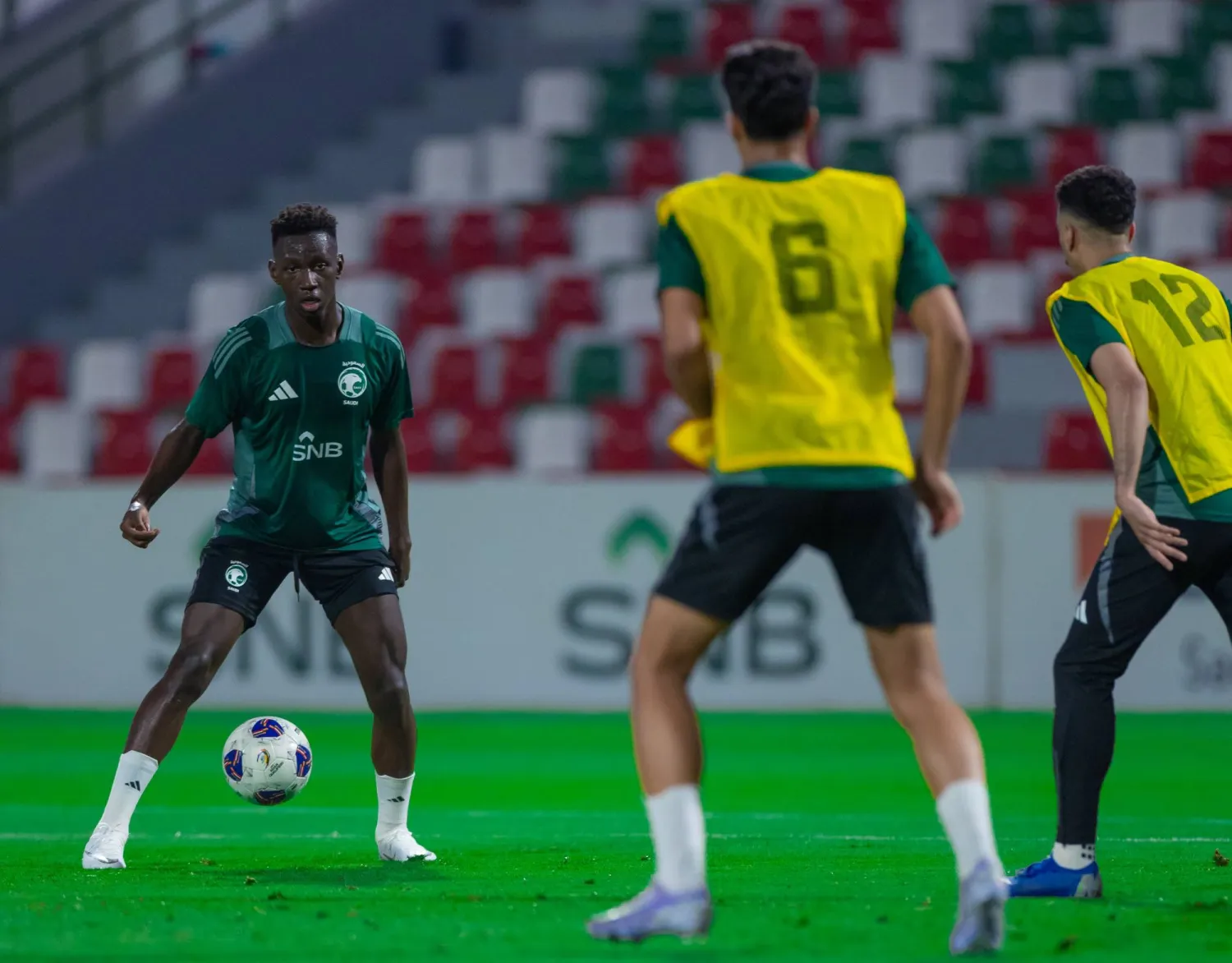 «الأخضر» ما زال في دائرة الصراع مع أستراليا وإندونيسيا على البطاقة الثانية (المنتخب السعودي)