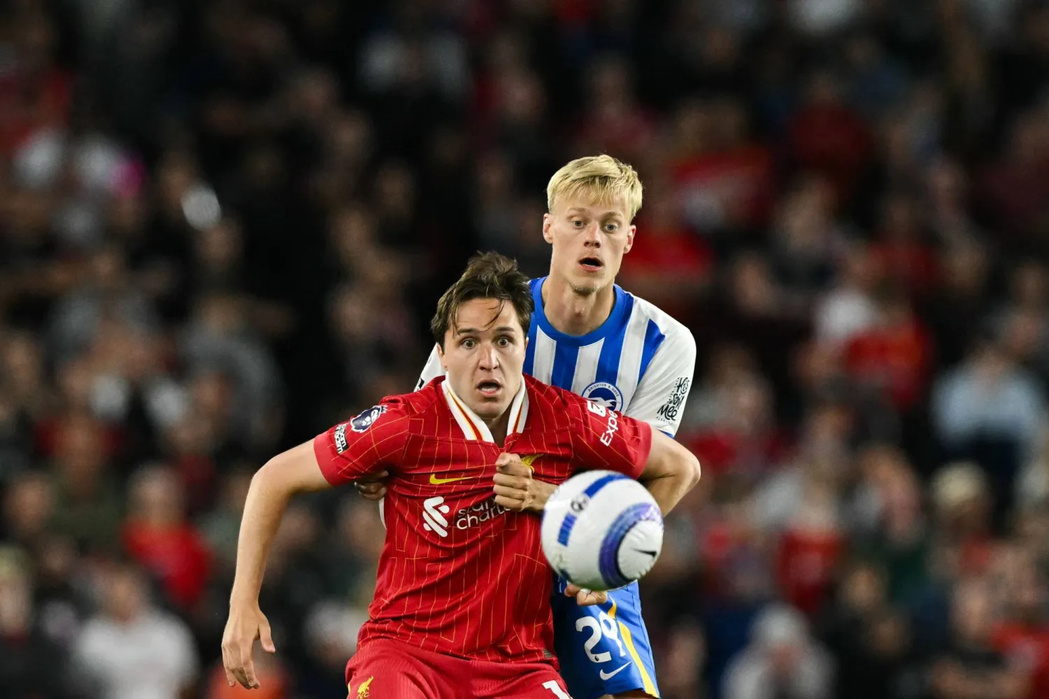 فيديريكو كييزا مهاجم فريق ليفربول الإنجليزي (أ.ف.ب)