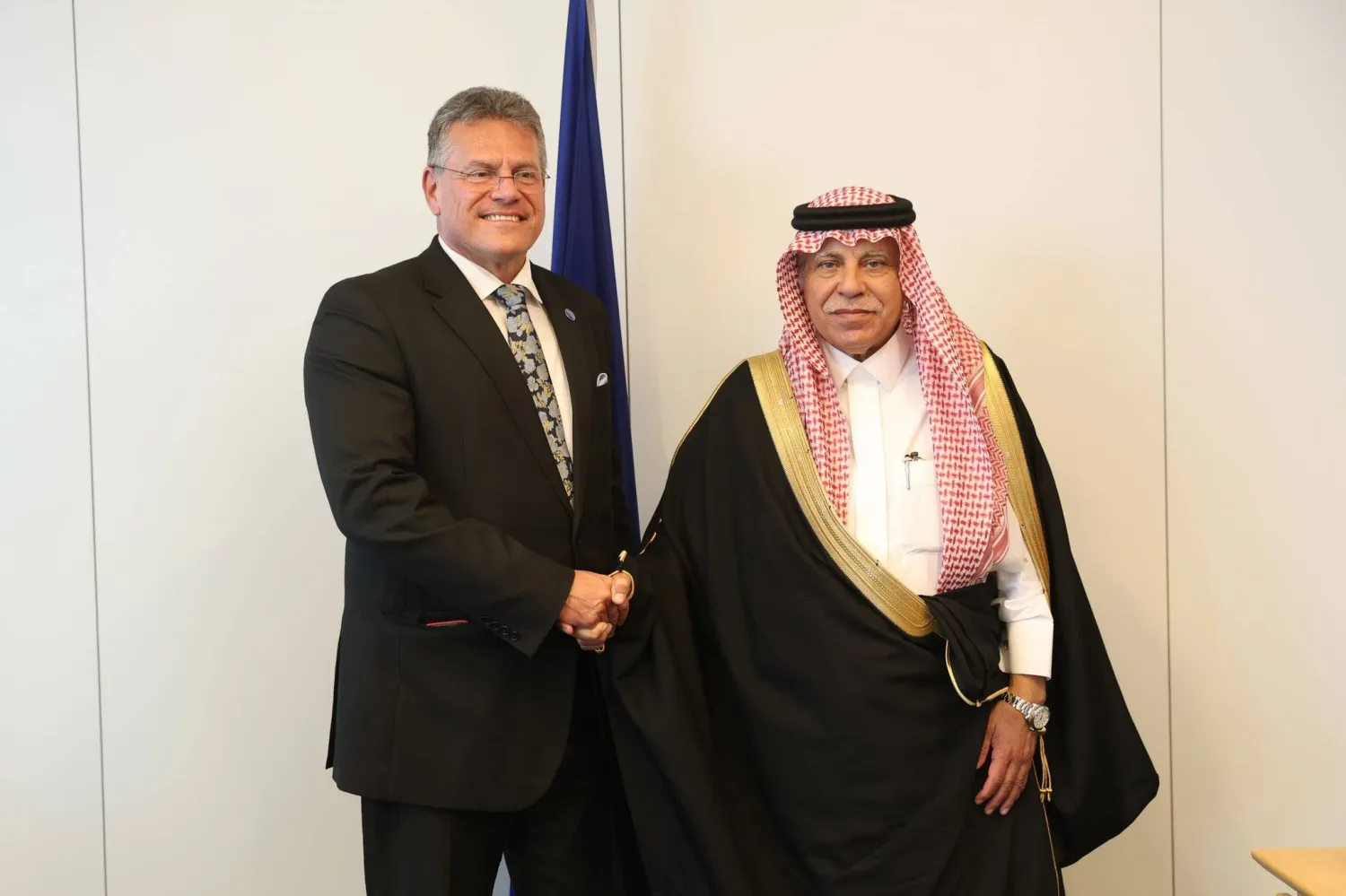 مفوض التجارة الأوروبي ووزير التجارة السعودي (إكس)