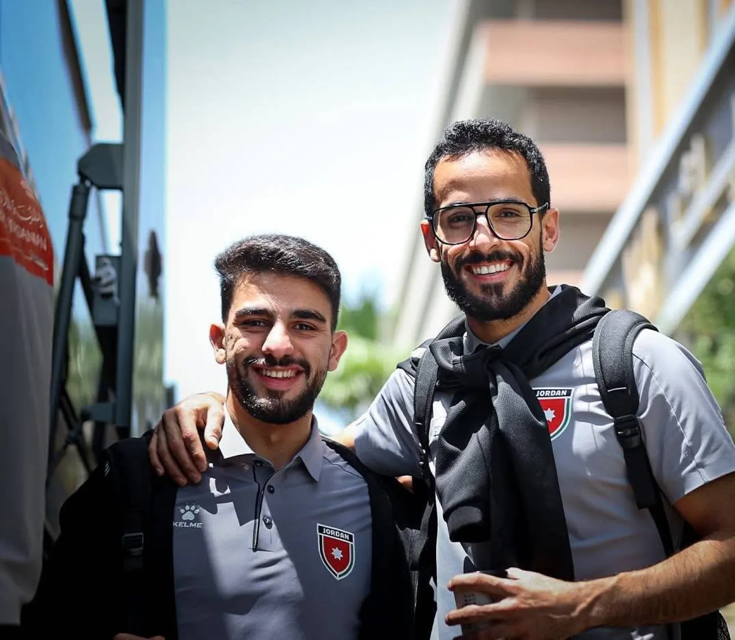 جانب من وصول منتخب الأردن إلى مسقط (الاتحاد الأردني)