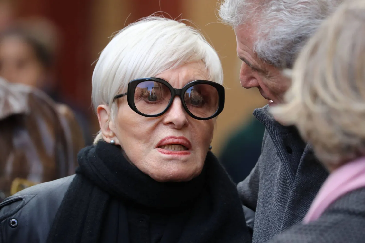 أدَّت مختلف الأنواع الموسيقية ولم يعرف لها الجمهور لوناً معيّناً (أ.ف.ب)