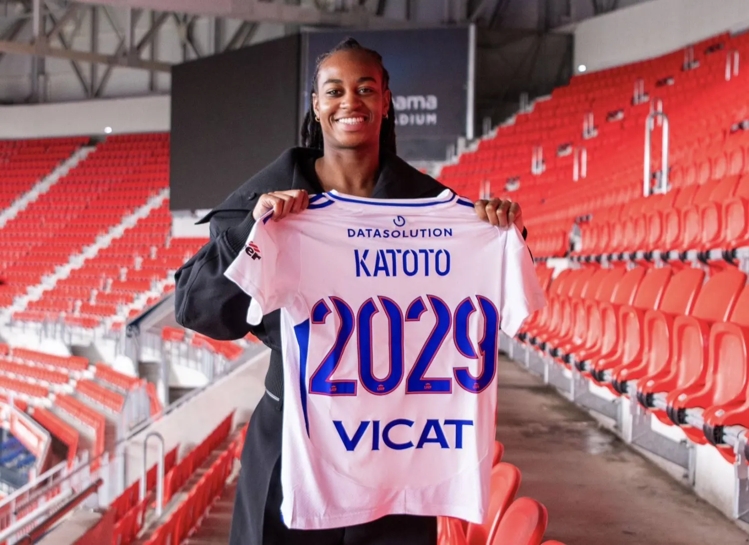 ماري - أنطوانيت كاتوتو (نادي ليون)