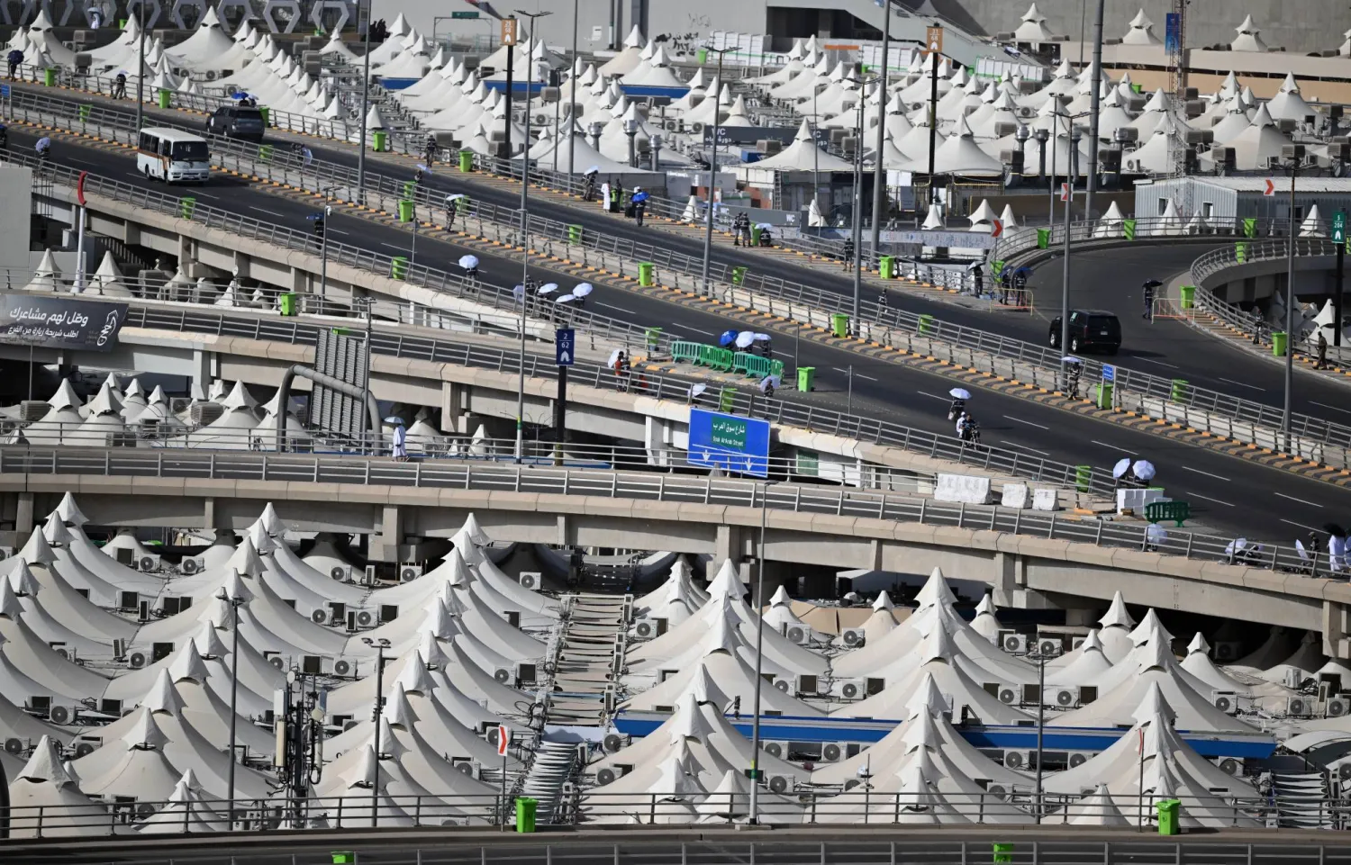 مشعر منى استقبل ضيوف الرحمن في مستهل رحلة النسك الأربعاء (تصوير: بشير صالح)