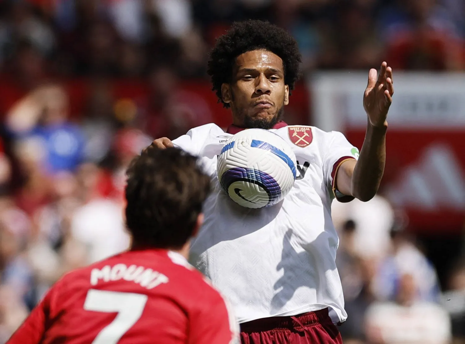 جان كلير توديبو مدافع وست هام (رويترز)