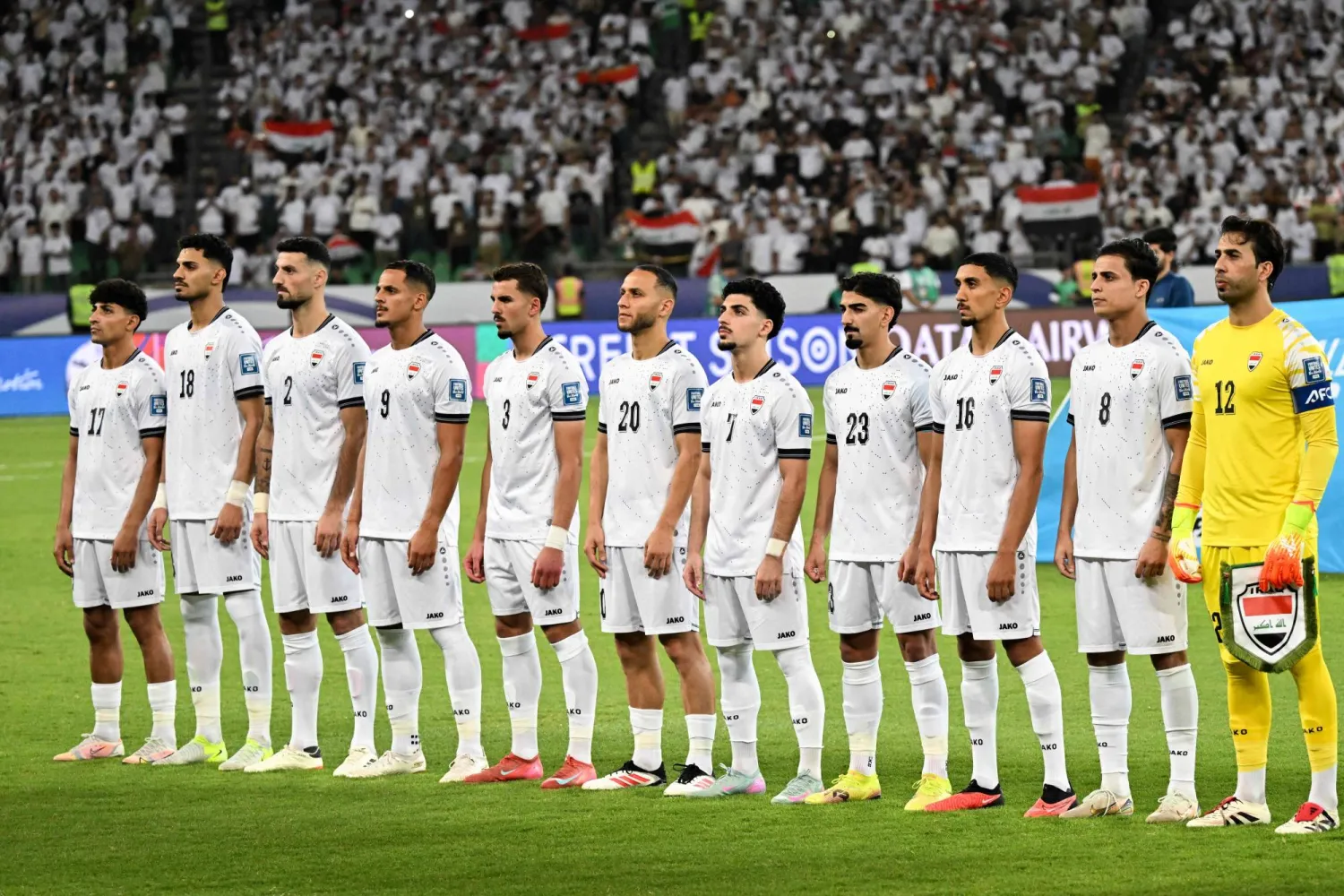 السوداني جدّد ثقته في لاعبي العراق وطالبهم بعدم الاستسلام (أ.ف.ب)