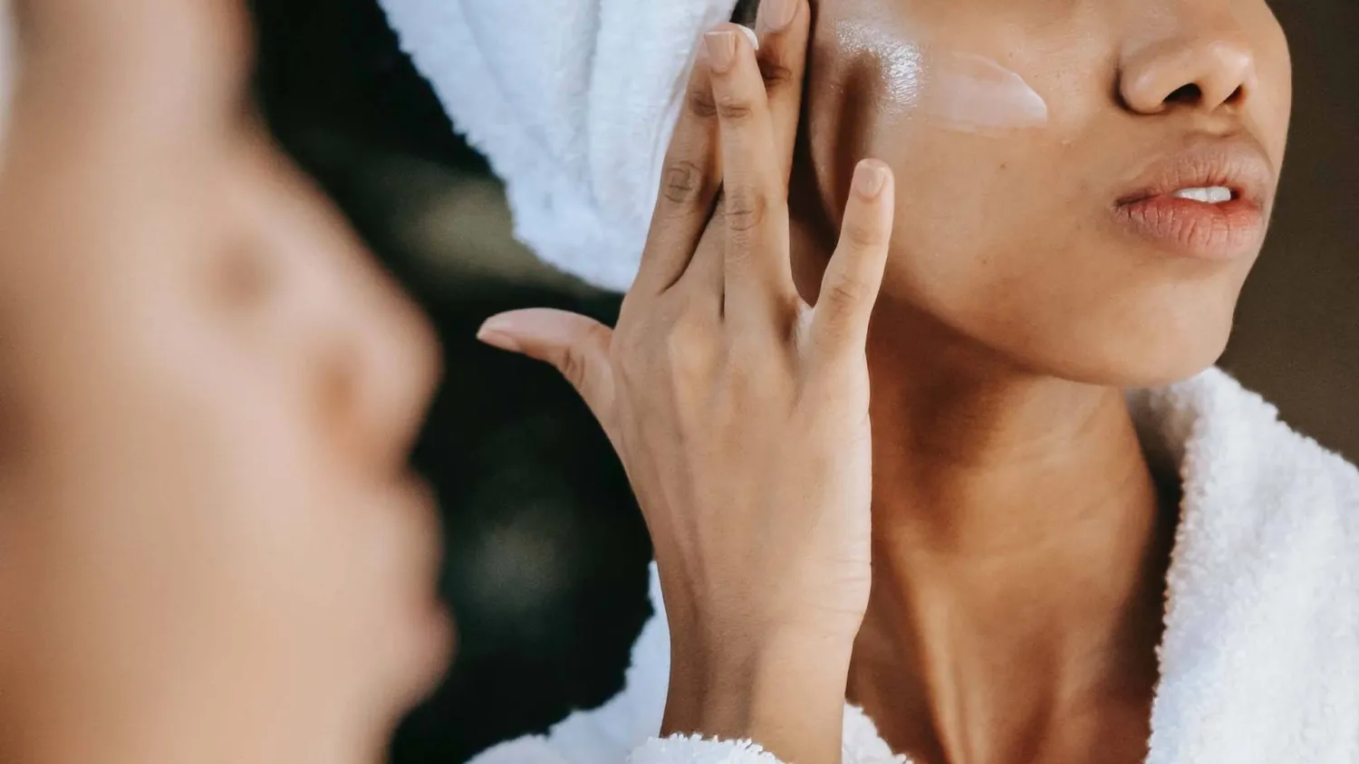 زيت شجرة الشاي يدخل ضمن مكونات المراهم الموضعية لعلاج الالتهابات الفطرية والبكتيرية الشائعة (رويترز)