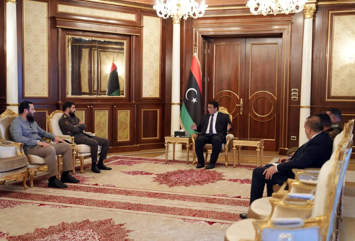 لقاء المنفي مع لجنة الترتيبات الأمنية بطرابلس (المجلس الرئاسي)