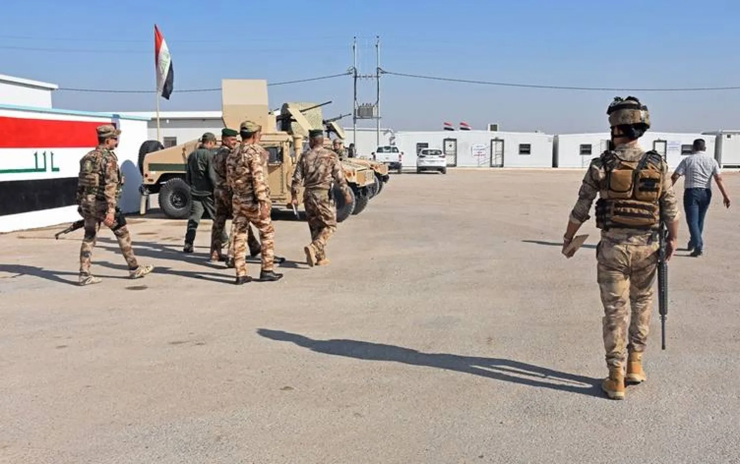 الجانب العراقي من المعبر الحدودي بين القائم في العراق والبوكمال في سوريا (أ.ف.ب)