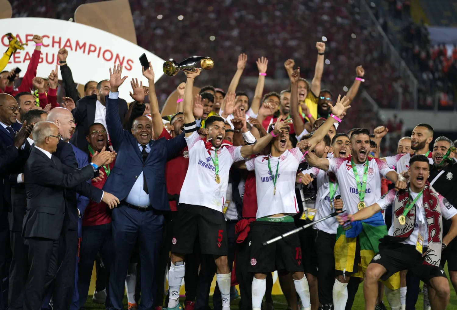 الوداد المغربي المشارك فلي مونديال الأندية بصفته بطل دوري أبطال أفريقيا في موسم 2021 - 2022 يستهل مشواره بمواجهة مانشستر سيتي