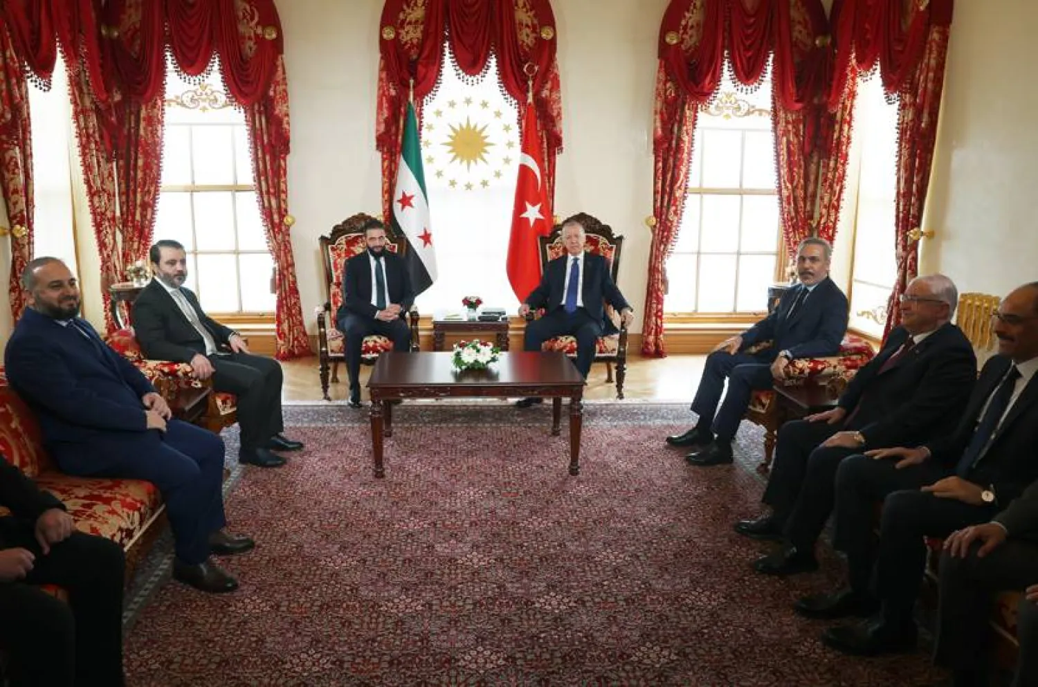 مباحثات إردوغان والشرع في إسطنبول في مايو الماضي (الرئاسة التركية)