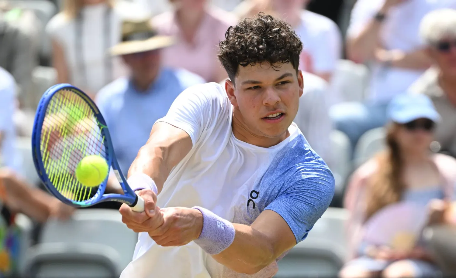 بن شيلتون (د.ب.أ)