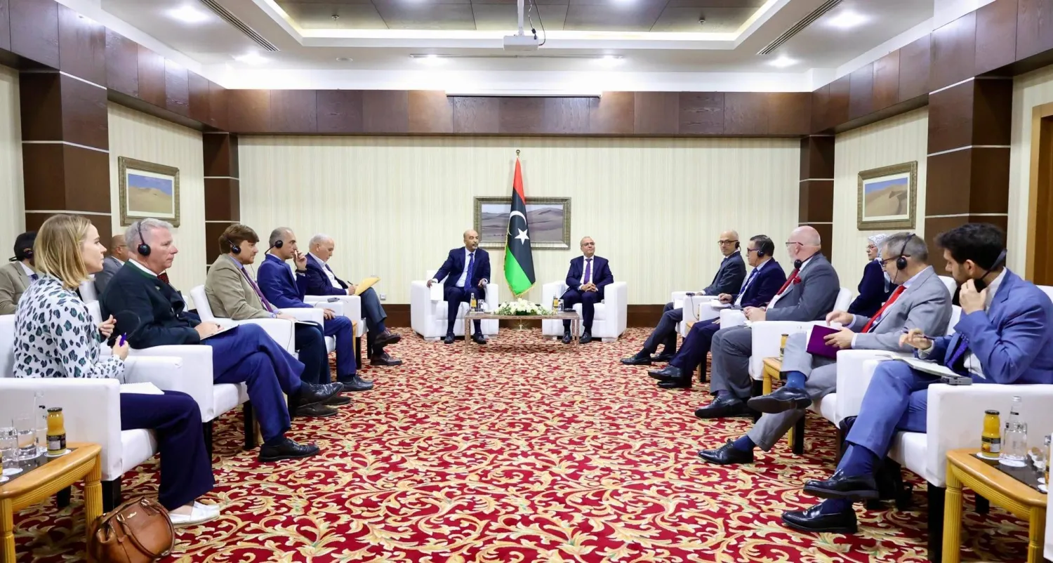 الكوني واللافي خلال لقائهما سفراء عدد من الدول الأوروبية الثلاثاء (المجلس الرئاسي الليبي)
