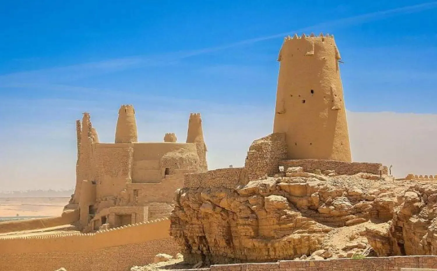 يبلغ عدد المواقع الأثرية حالياً 10061 موقعاً في مختلف مناطق السعودية (واس)