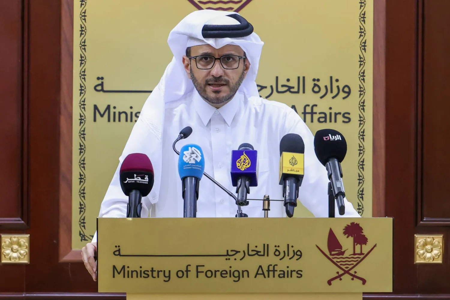 ماجد الأنصاري، المتحدث الرسمي لوزارة الخارجية القطري خلال الإحاطة الإعلامية الأسبوعية (قنا)