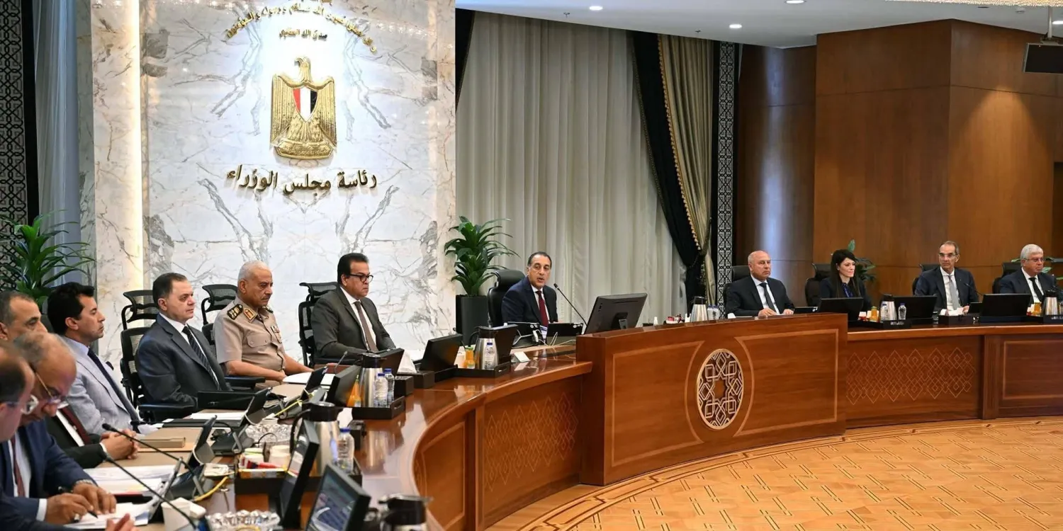 رئيس الوزراء المصري مصطفى مدبولي يؤكد التزام الحكومة بتوفير الوقود اللازم لتشغيل محطات الكهرباء (الحكومة المصرية)