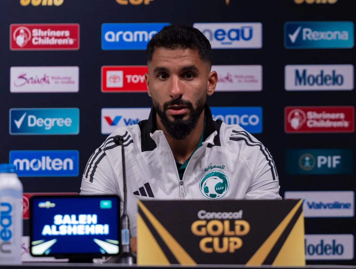 صالح الشهري عبر عن سعادته بالتسجيل في المباراة الماضية (المنتخب السعودي)