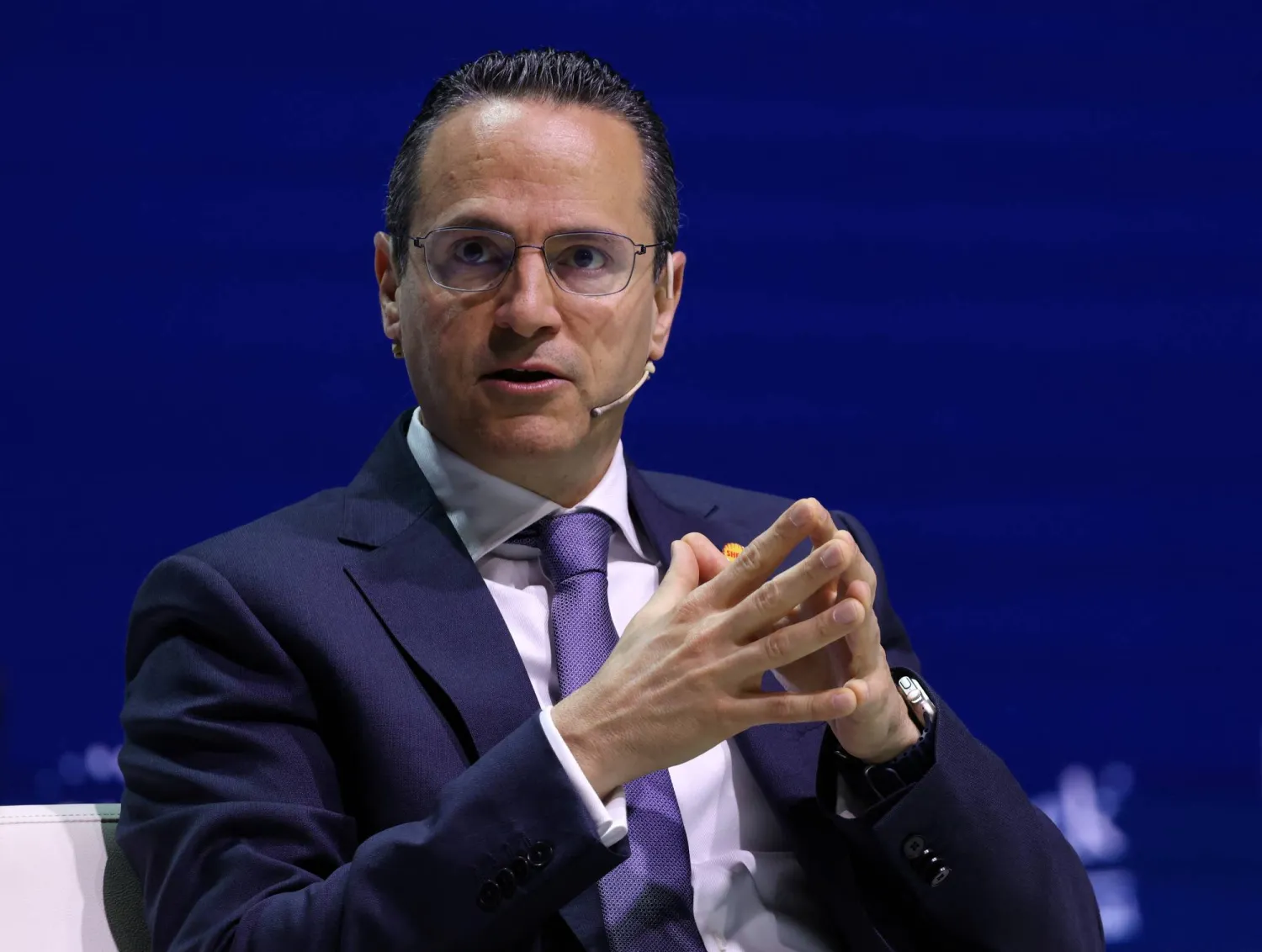 الرئيس التنفيذي لـ«شل» يتحدث في مؤتمر الطاقة الآسيوية في كوالالمبور يوم الثلاثاء (رويترز)