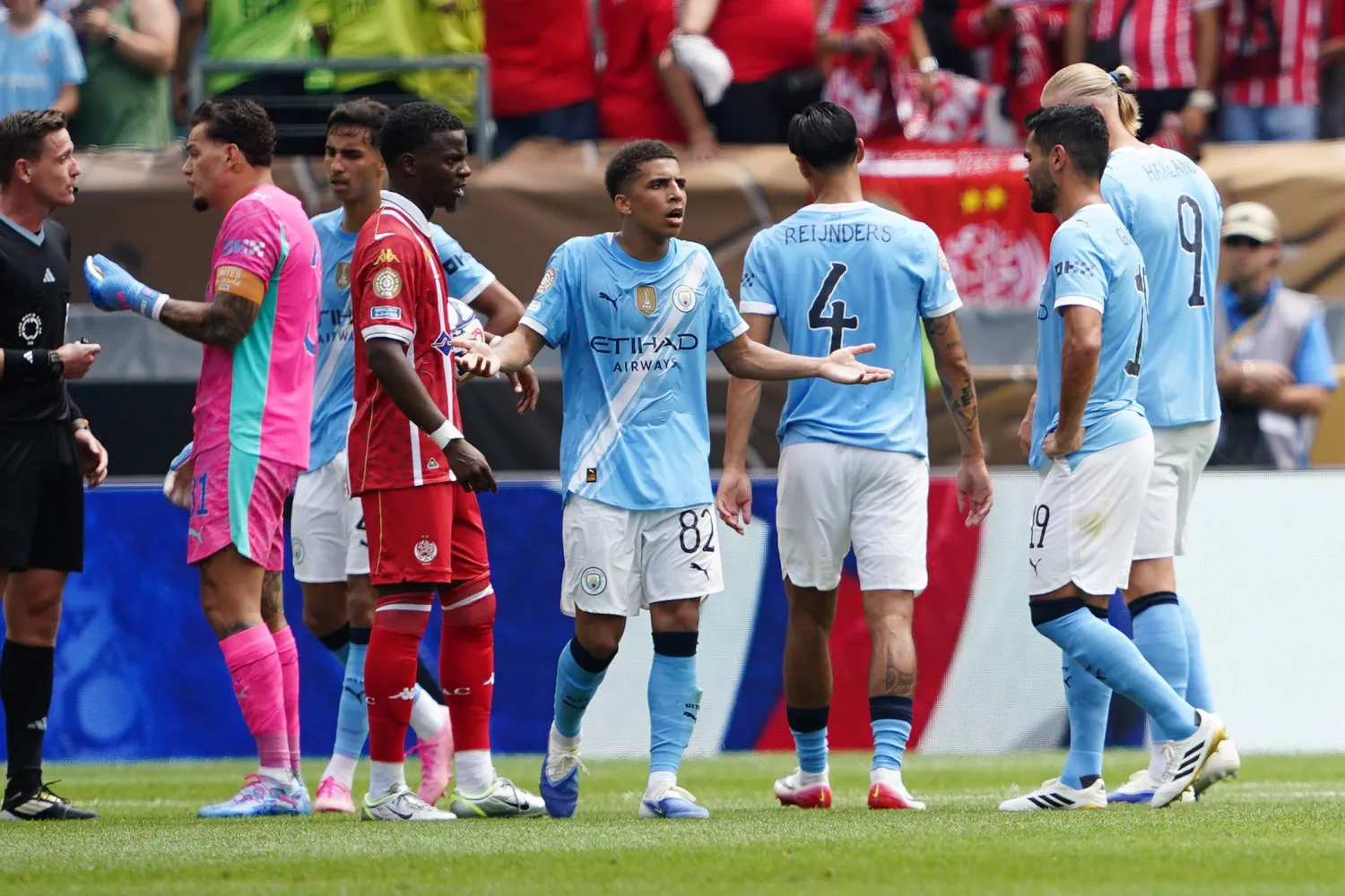 من مباراة السيتي الأخيرة في مونديال الأندية أمام الوداد المغربي (إ.ب.أ)