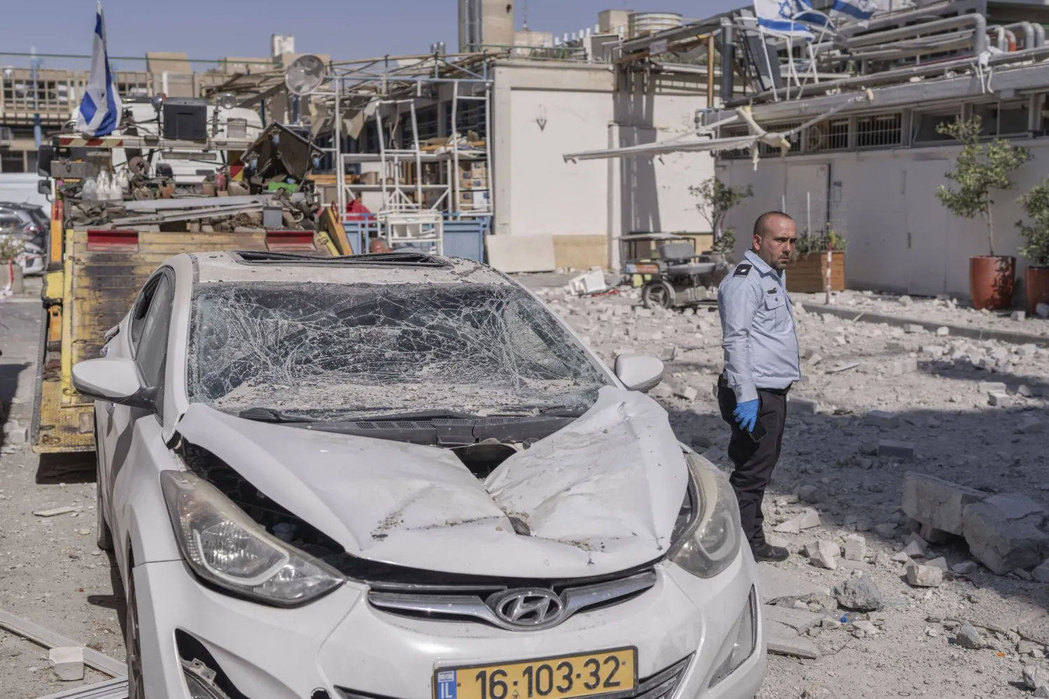 19 June 2025, Israel, Be'er Sheva: A view of the damage at the Soroka hospital premises after it was hit by an Iranian missile in Be'er Shiva. Photo: Ilia Yefimovich/dpa