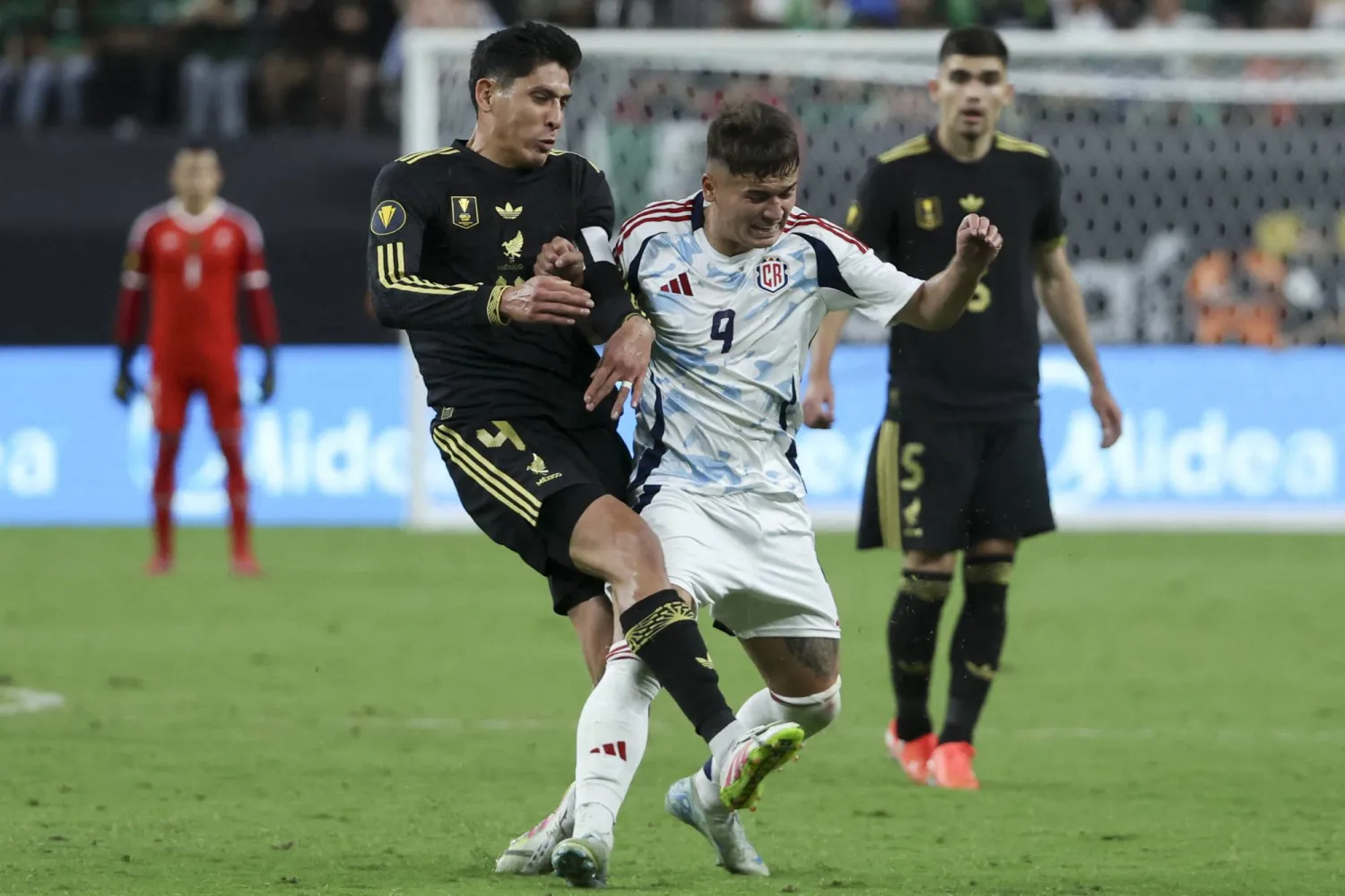 تعادل المنتخب المكسيكي دون أهداف مع كوستاريكا (أ.ف.ب)