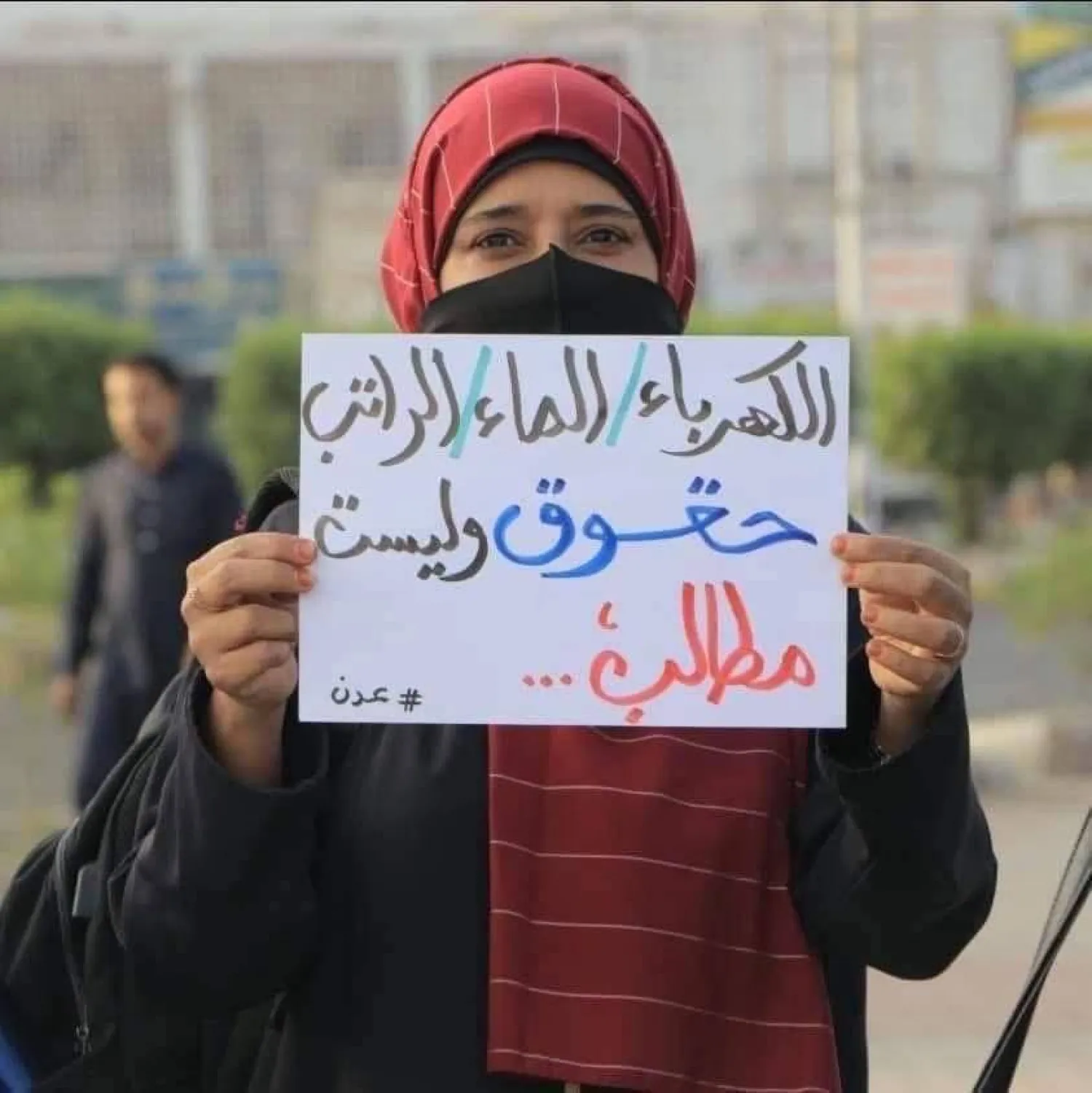 الحركة النسائية في عدن تقود الاحتجاجات لتحسين الأوضاع المعيشية (إعلام محلي)