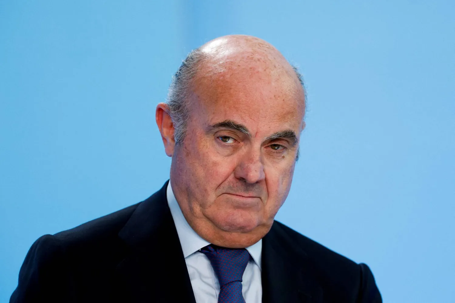 دي غيندوس خلال مؤتمر صحافي عقب اجتماع مجلس إدارة البنك المركزي الأوروبي في فرانكفورت يونيو 2025 (رويترز)