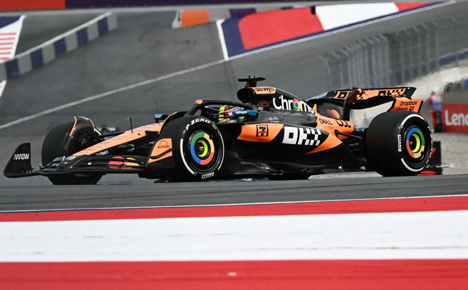 نوريس الأسرع في التجارب الحرة (أ.ف.ب)