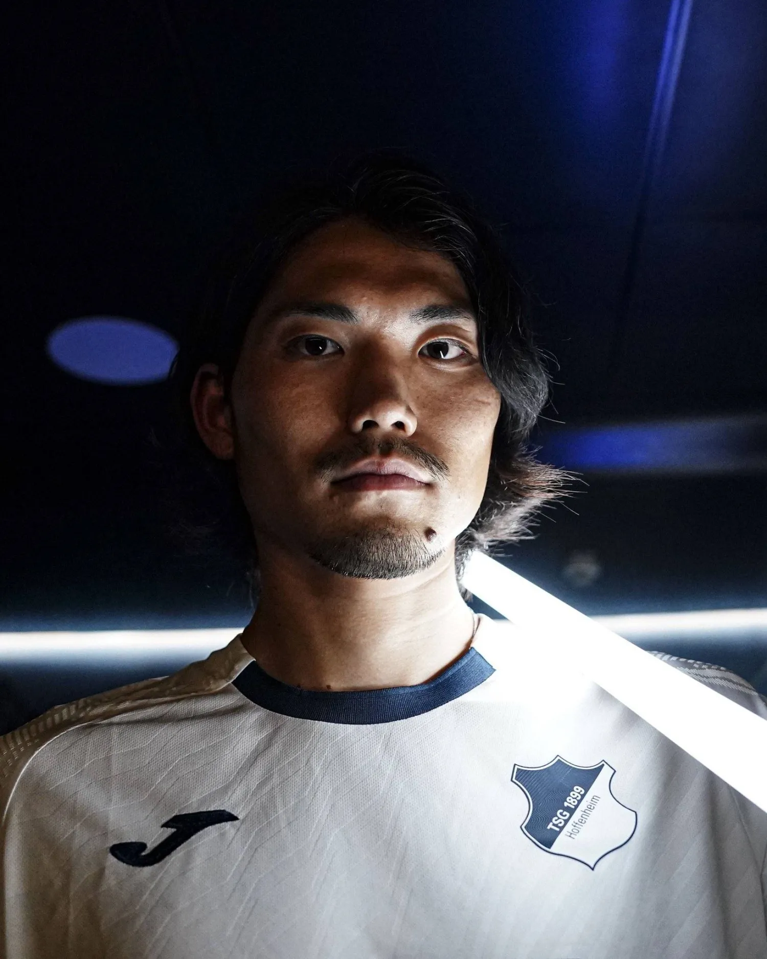 ماشيدا بقميص هوفنهايم الألماني (الشرق الأوسط)