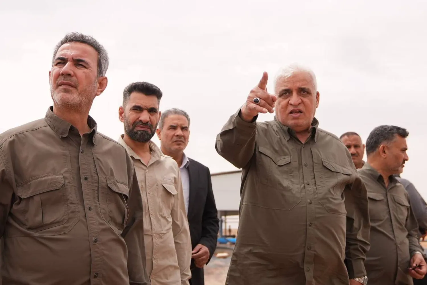 أرشيفية لرئيس هيئة «الحشد الشعبي» فالح الفياض ورئيس أركانه عبد العزيز المحمداوي (إعلام الهيئة)