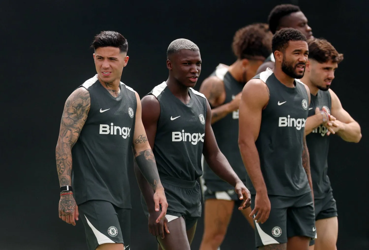 صيف انتقالات ساخن ينتظر تشيلسي (رويترز)