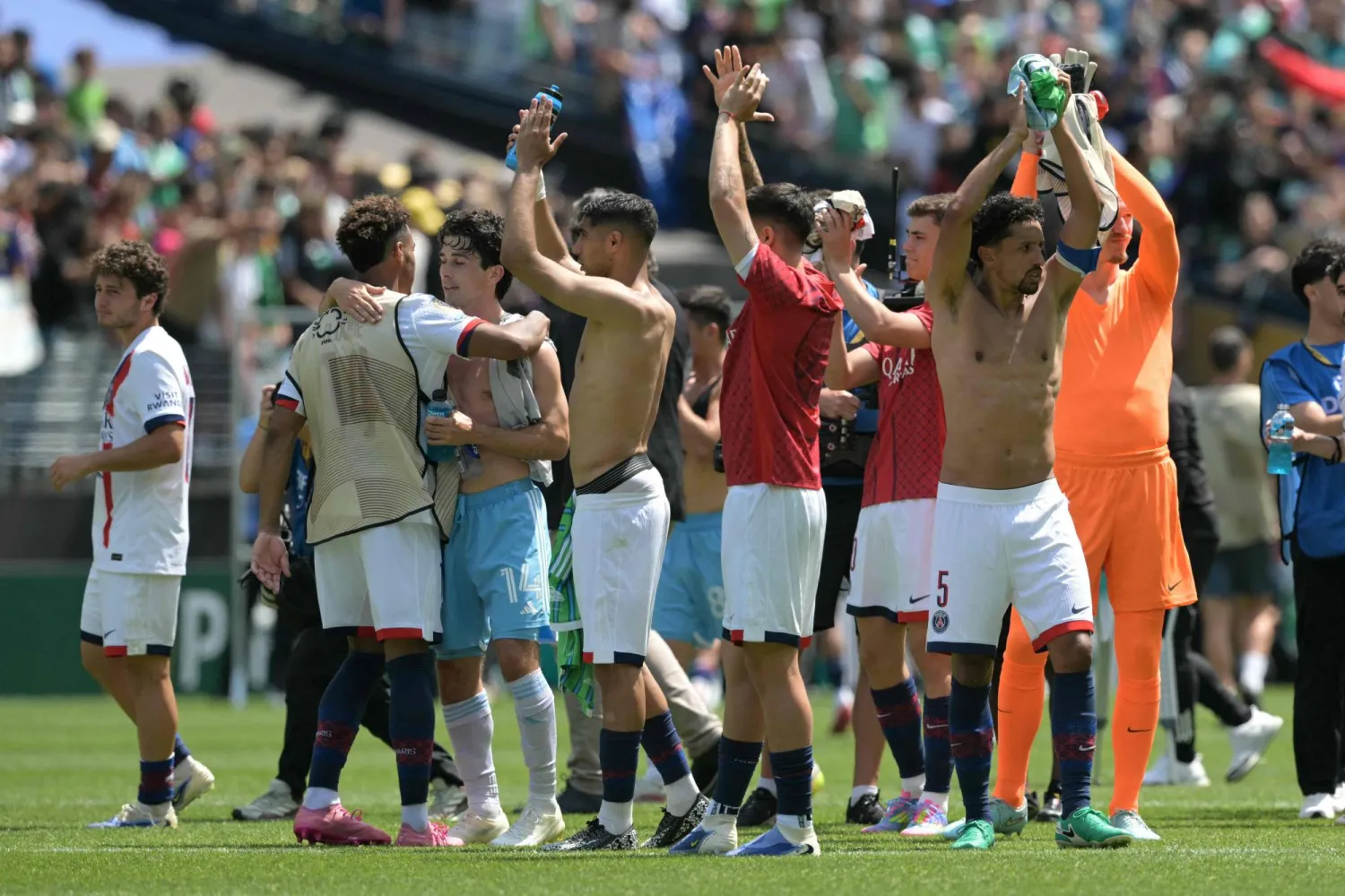 يتطلع سان جيرمان لمواصلة مشواره نحو اللقب بداية من تخطي إنتر ميامي (أ.ف.ب)