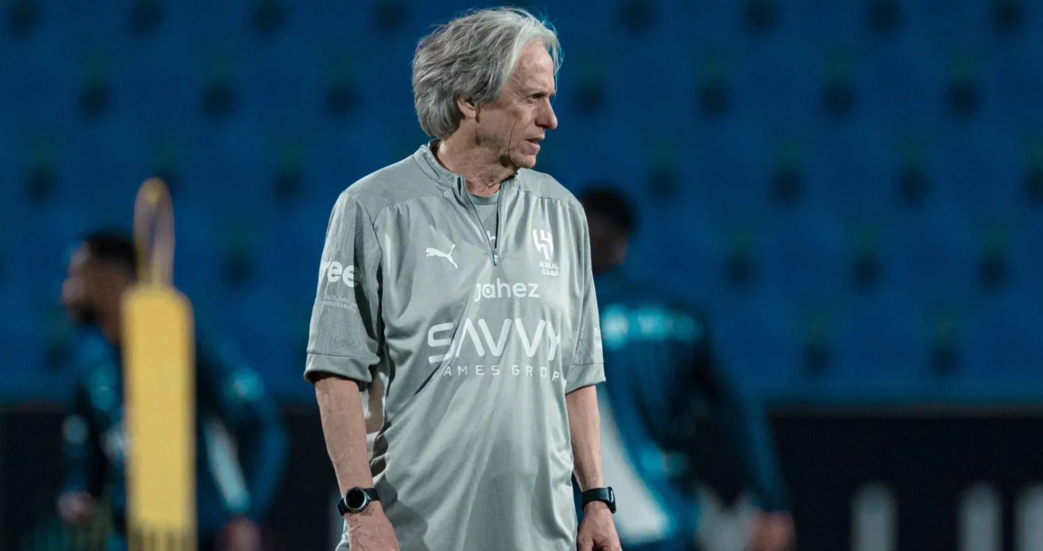 خيسوس يقترب من النصر بتأييد من رونالدو (نادي الهلال) 