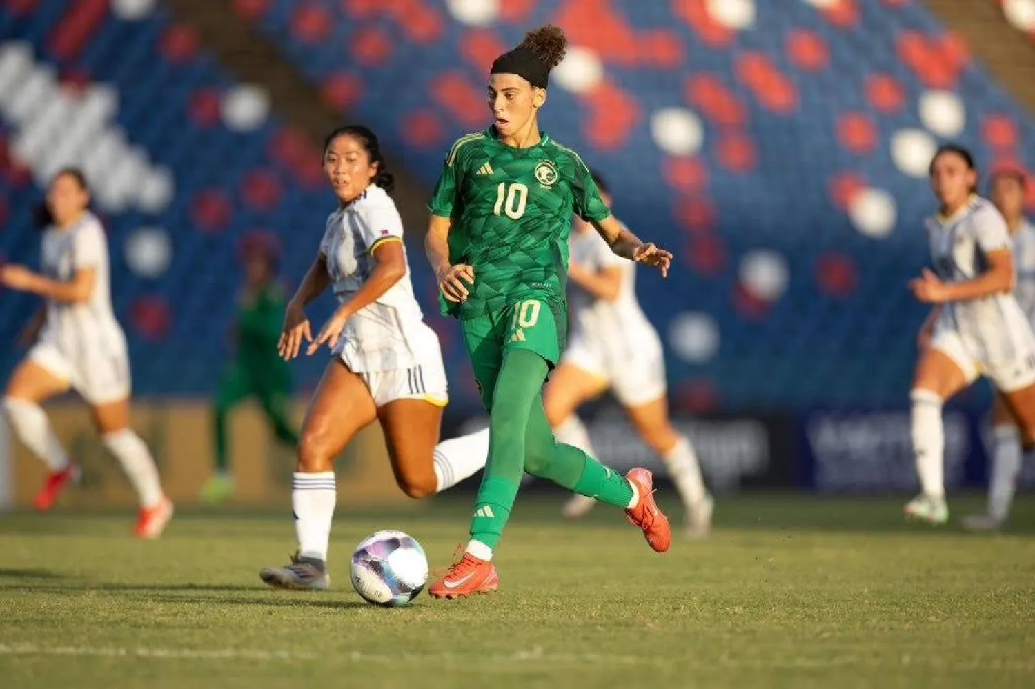 افتتح المنتخب الوطني الأول للسيدات مشواره في التصفيات المؤهلة لكأس آسيا 2026 (الكرة النسائية)