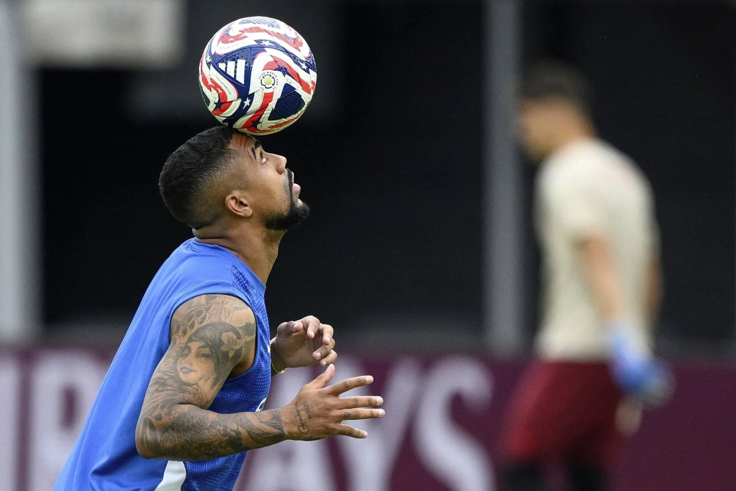 البرازيلي مالكوم لاعب فريق الهلال (أ.ب) 