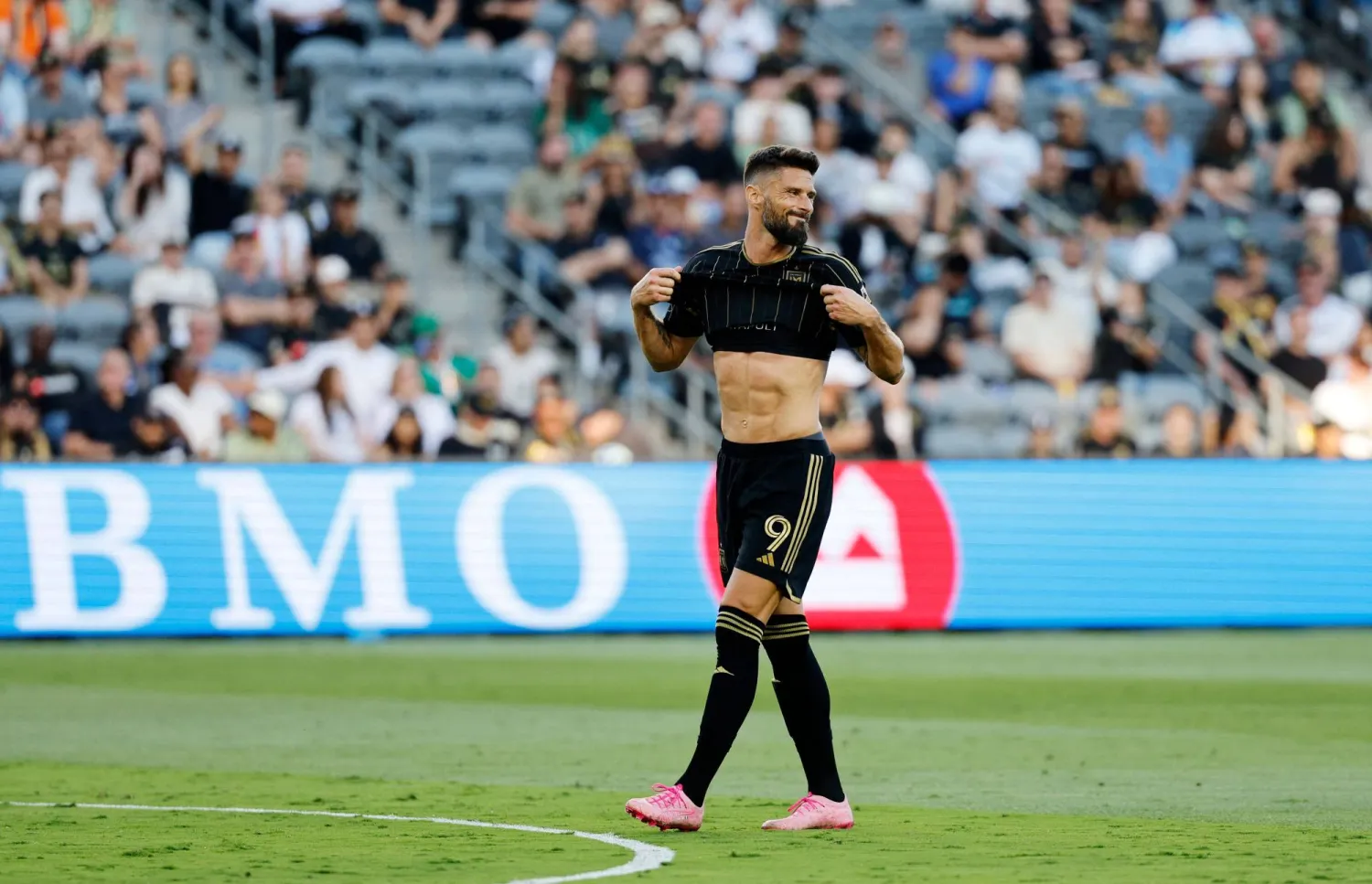 أوليفييه جيرو (أ.ف.ب)