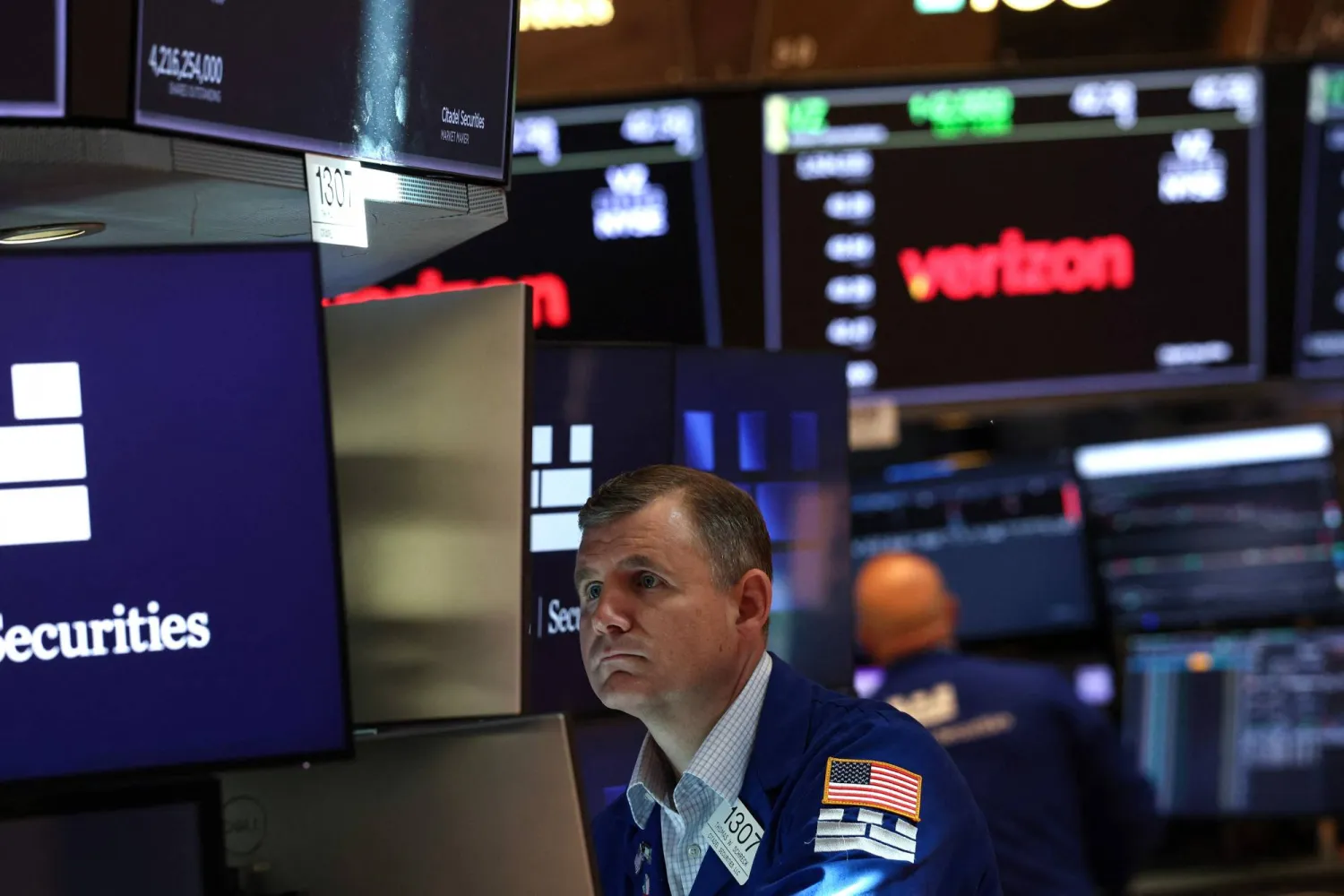 متداول يعمل في بورصة نيويورك (أ.ف.ب)