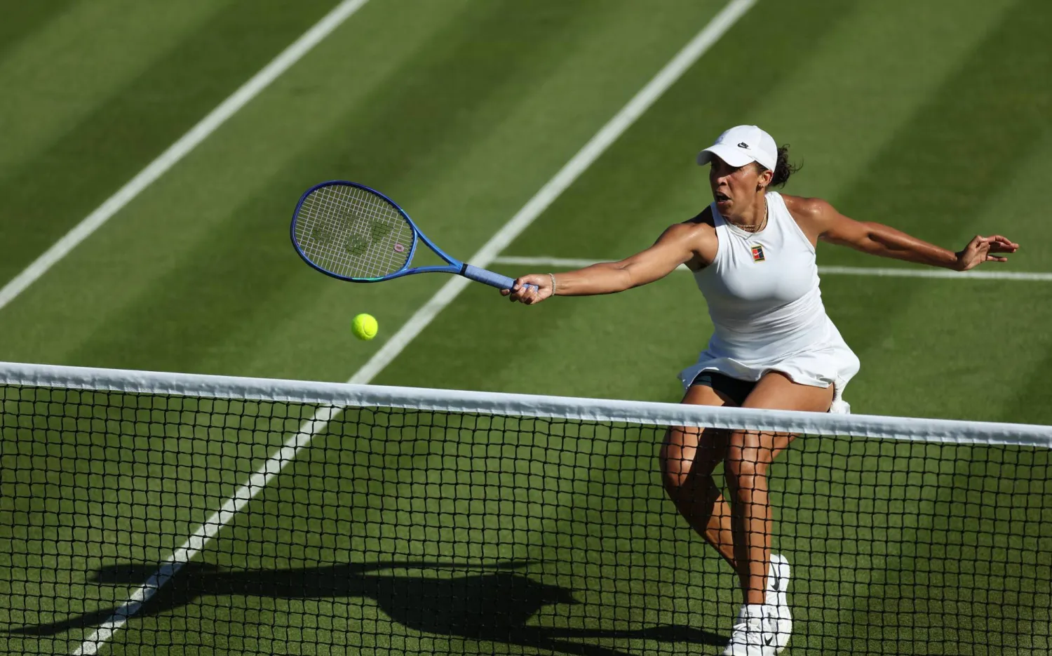 الأميركية ماديسون كيز تتألق في «ويمبلدون» (رويترز)