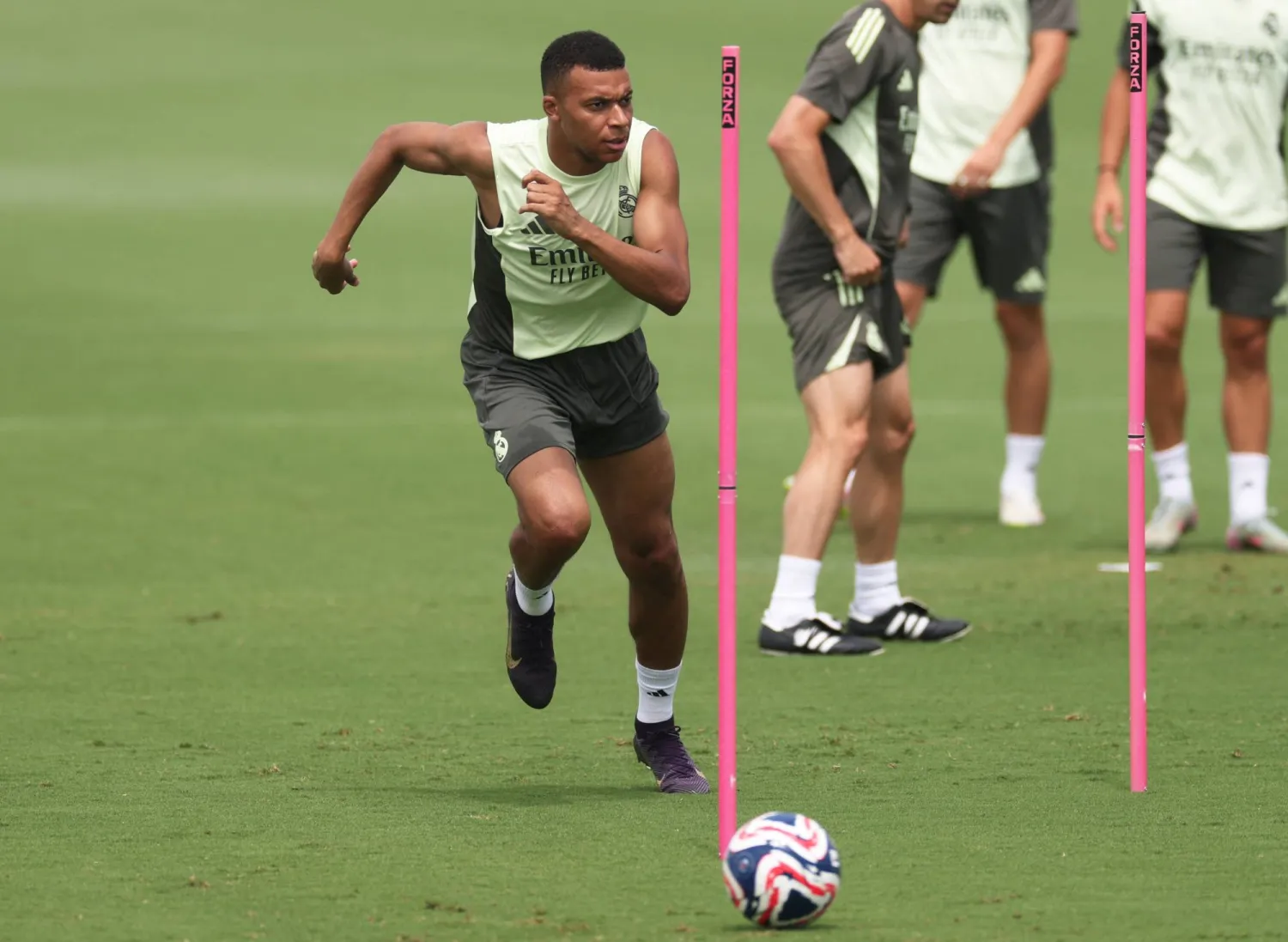 كيليان مبابي (رويترز)