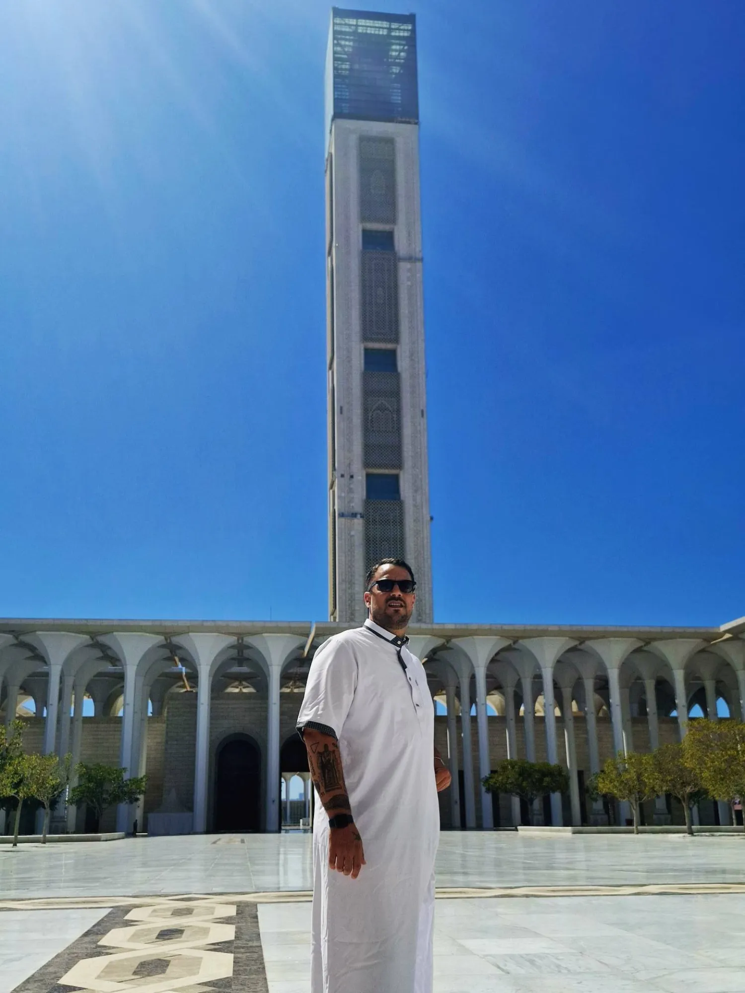 ديلوغو في جامع الجزائر الكبير (حسابه الخاص بالإعلام الاجتماعي)