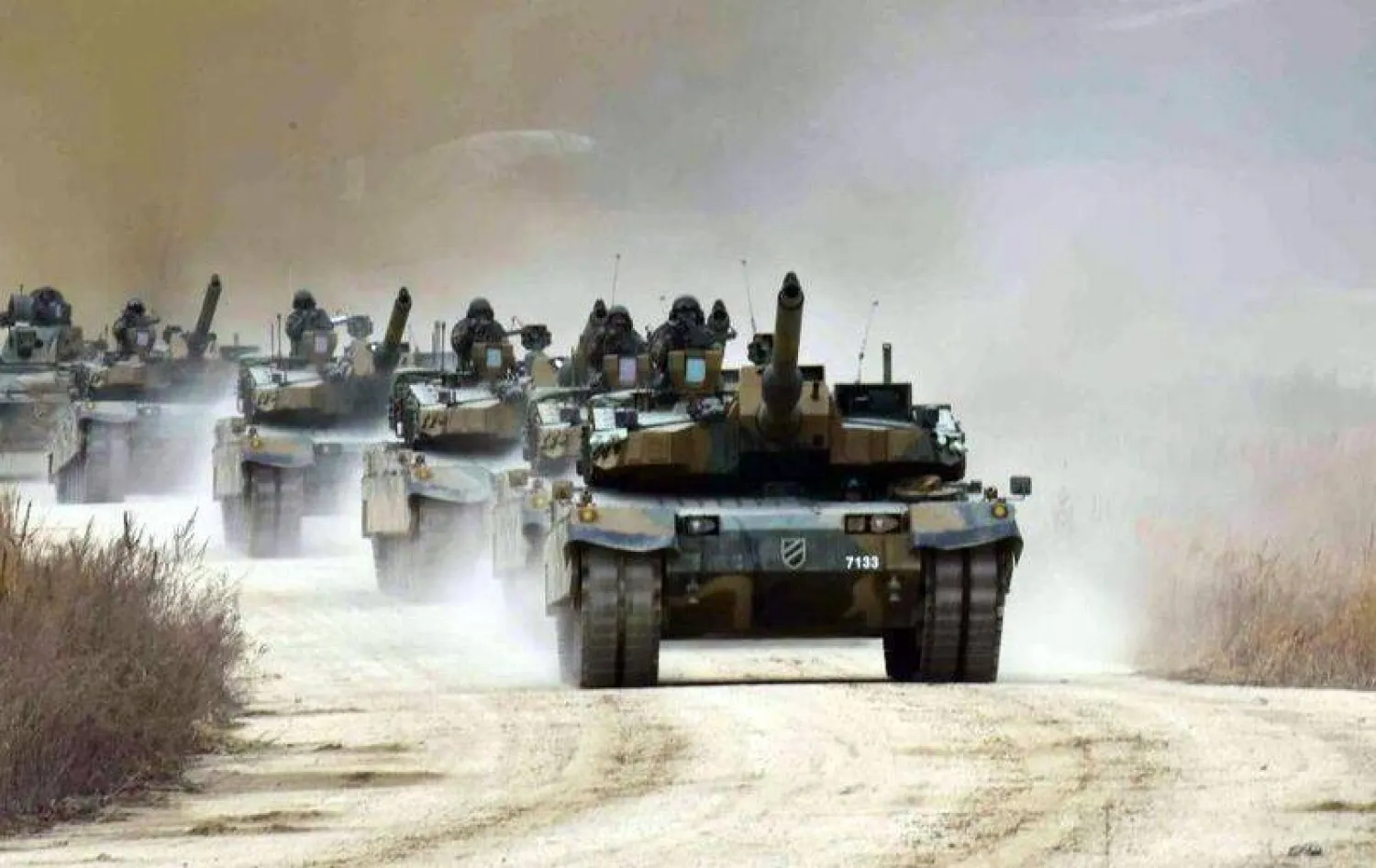 دبّابات K2 التي تصنّعها شركة هيونداي روتيم الكورية الجنوبية (أرشيفية)