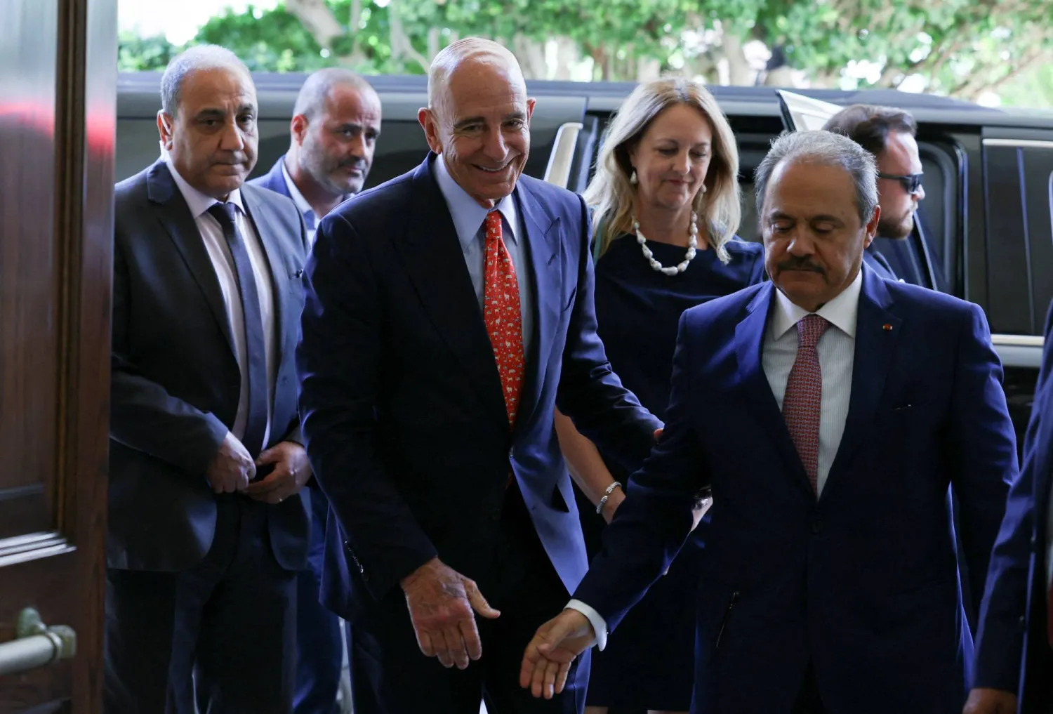 الموفد الأميركي إلى لبنان توماس برّاك خلال زيارته إلى بيروت الأسبوع الماضي (رويترز)