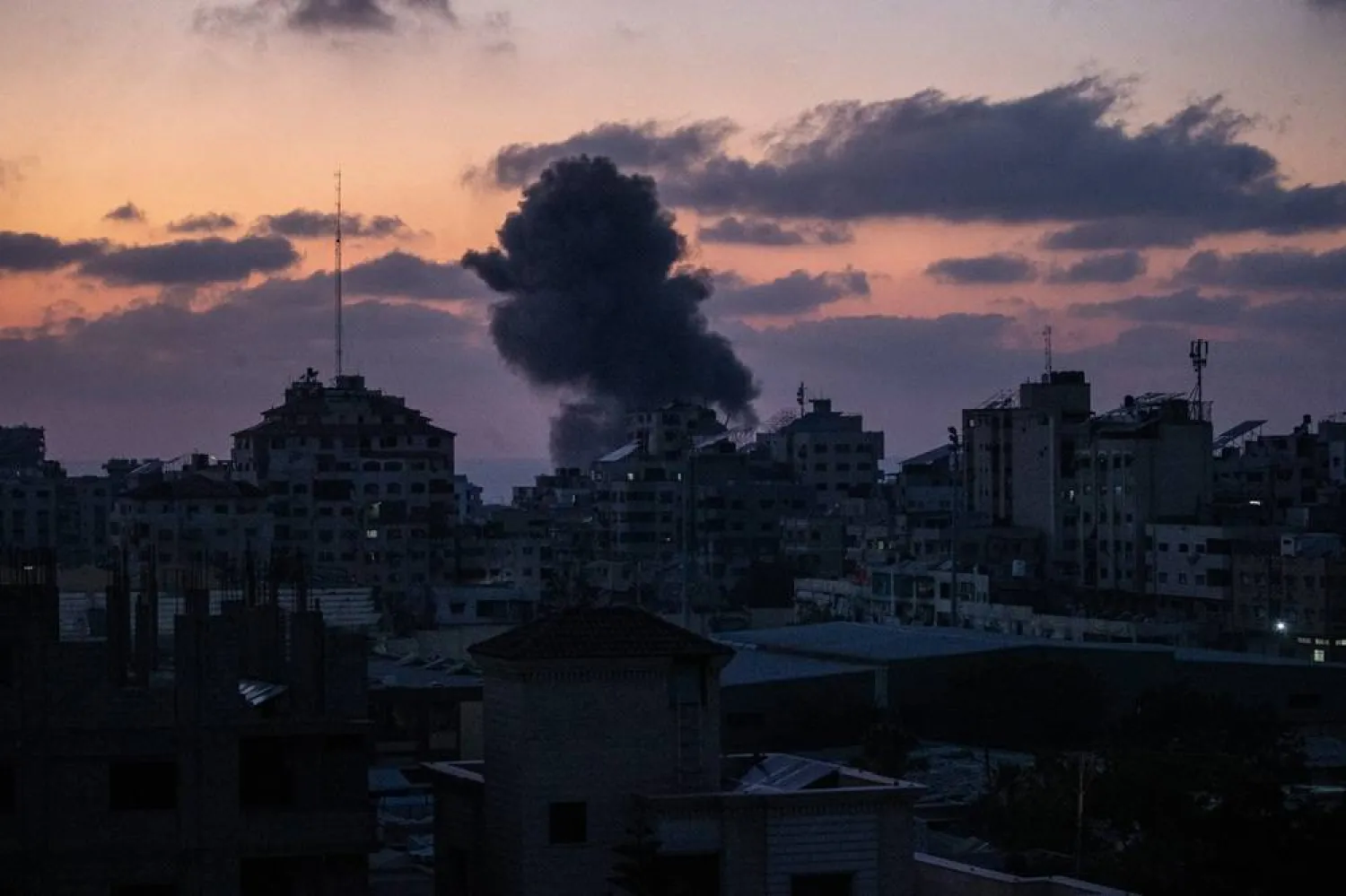 Smoke rises following an Israeli strike in the west of Gaza City, 03 July 2025, amid Israel's ongoing campaign in the Gaza Strip. (EPA)
