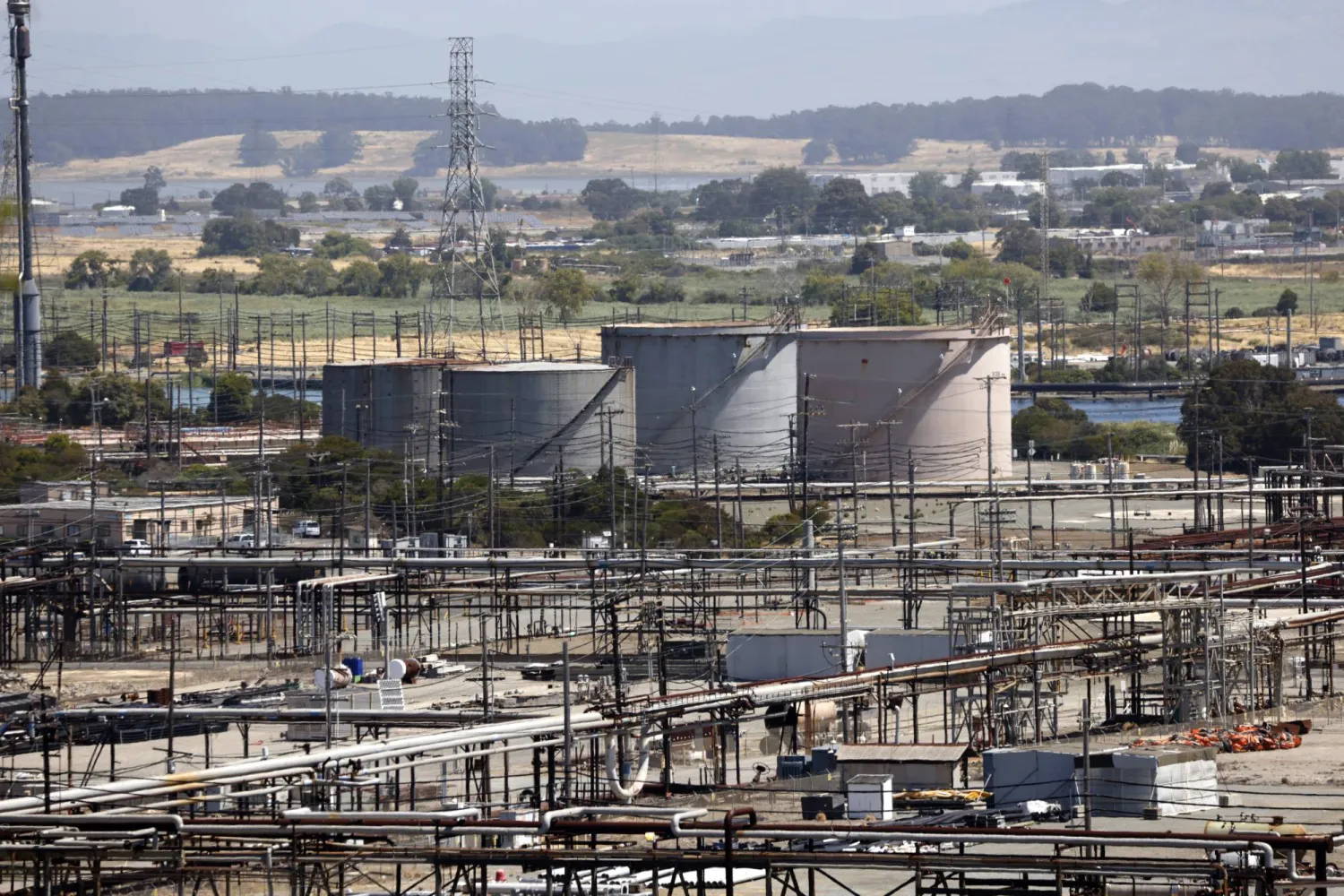 A view of the Chevron oil refinery in Richmond, California, USA, 27 June 2025. EPA/JOHN G. MABANGLO