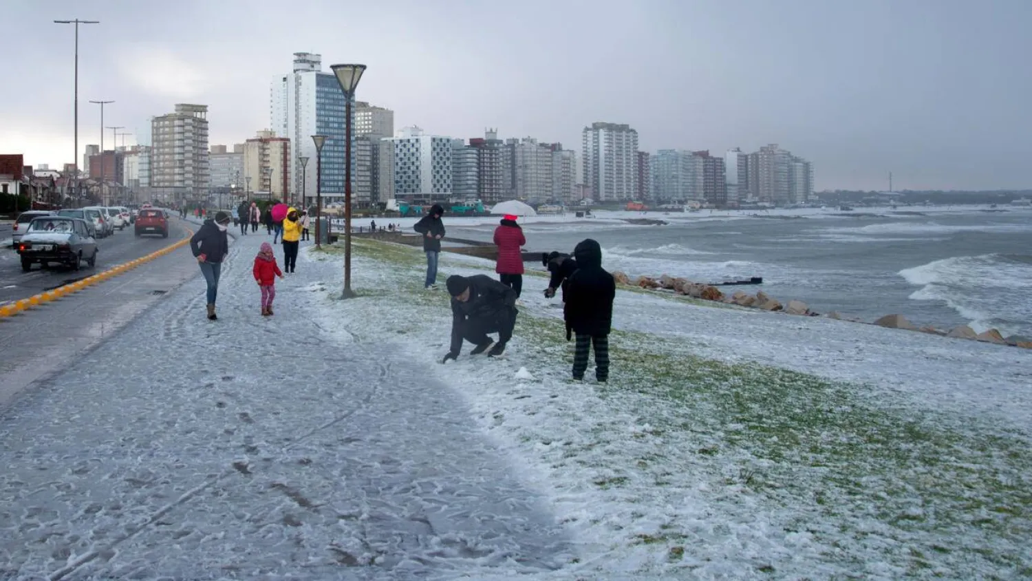 The three South American countries have all recorded sharply below-zero temperatures as the polar air originated from Antarctica and swept across the region. SEBASTIAN LOSADA / AFP
